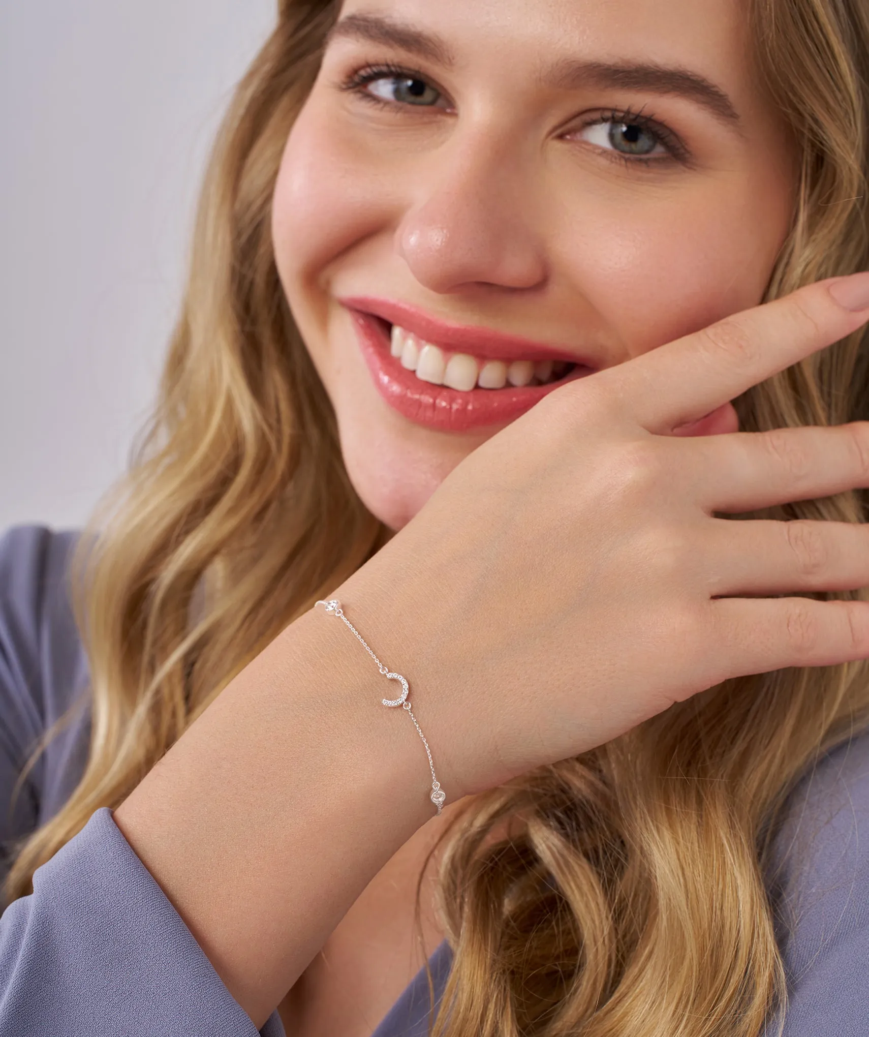 14K Gold Initial 'C' Diamond Bracelet