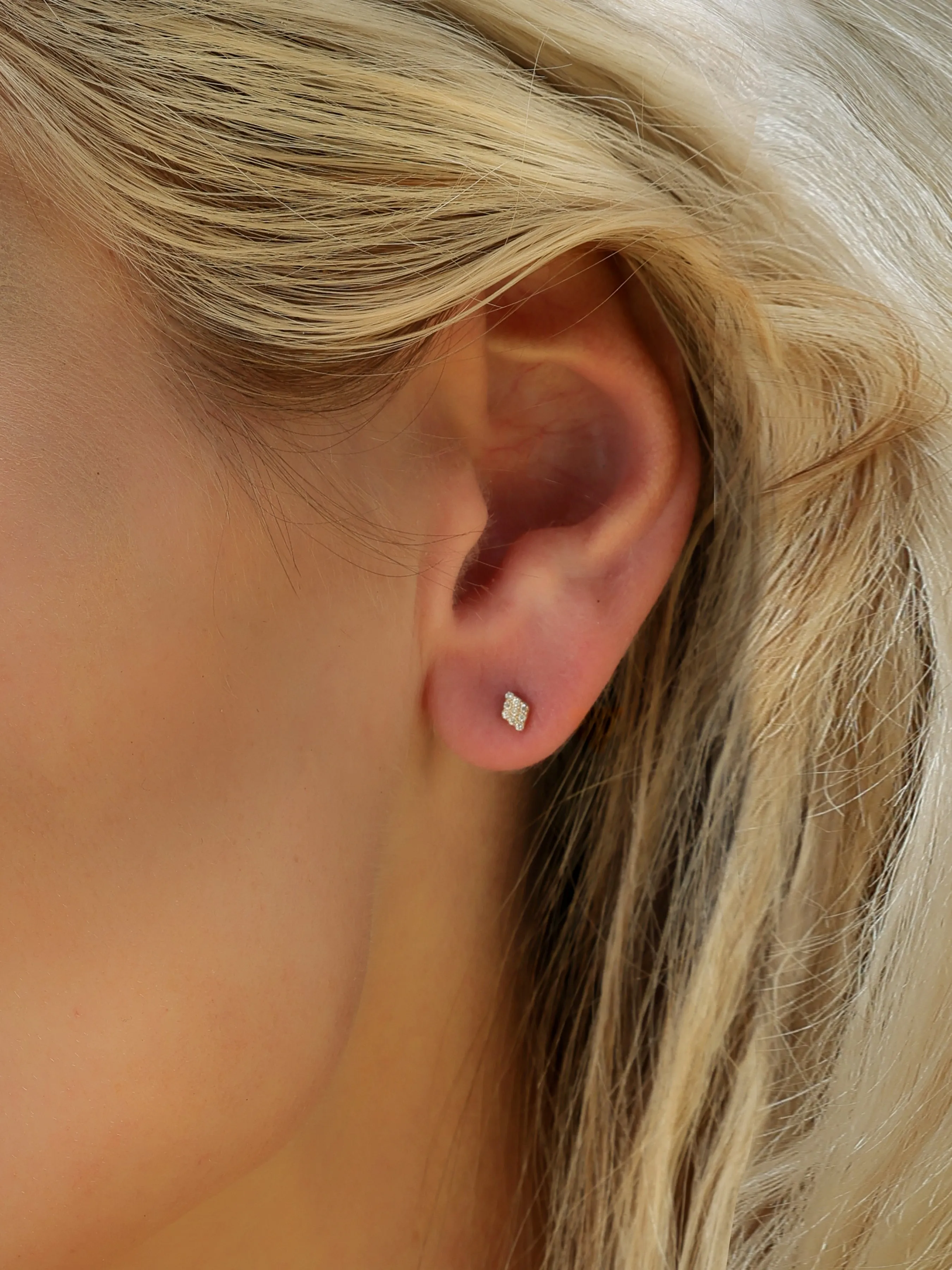 14k Yellow Gold Diamond Kite Stud Earrings