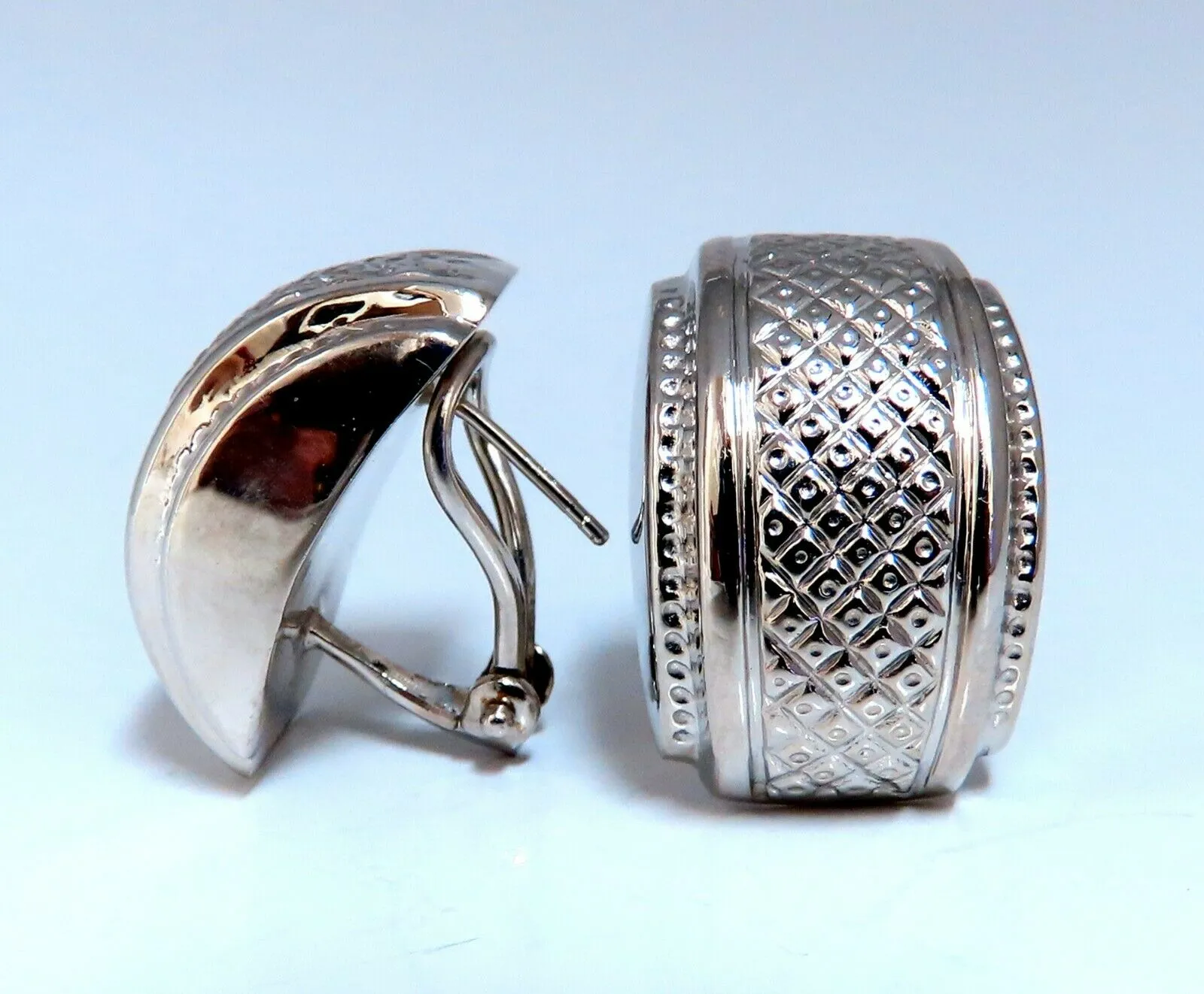 14kt Gold Cross Hatch Textured Clip Earrings