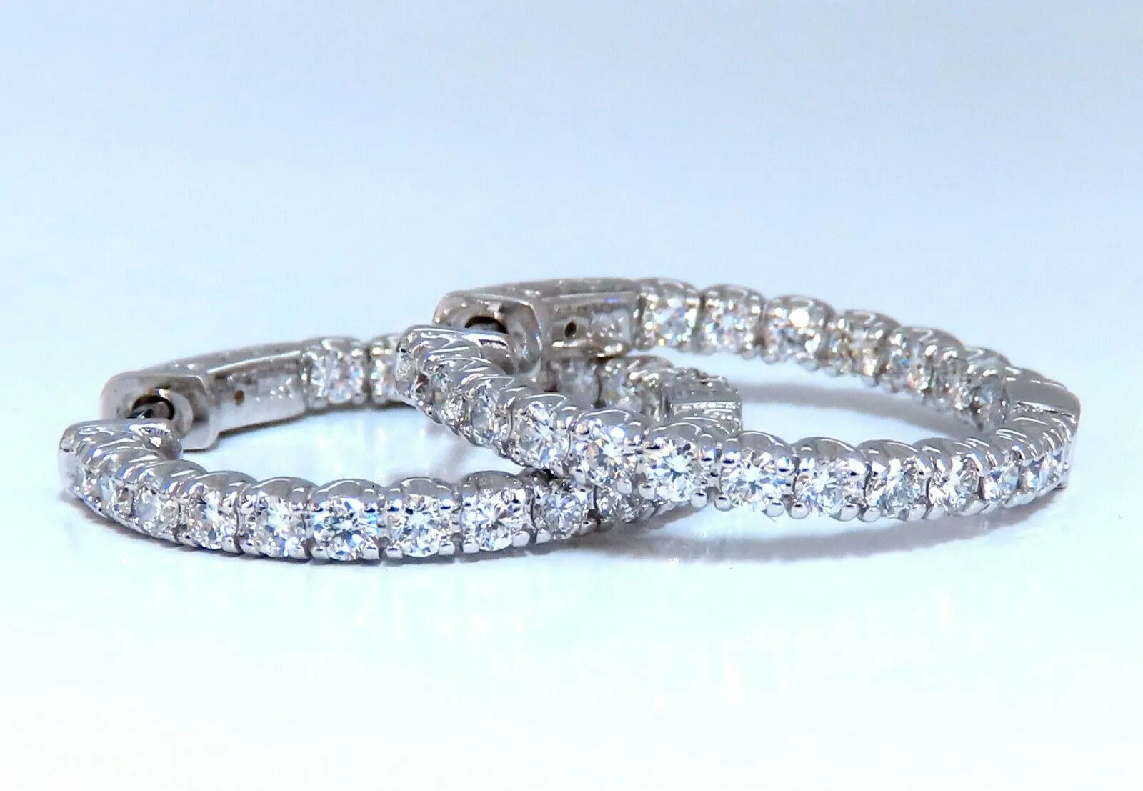 1.62ct Natural Round Diamond hoop earrings 14kt 25mm