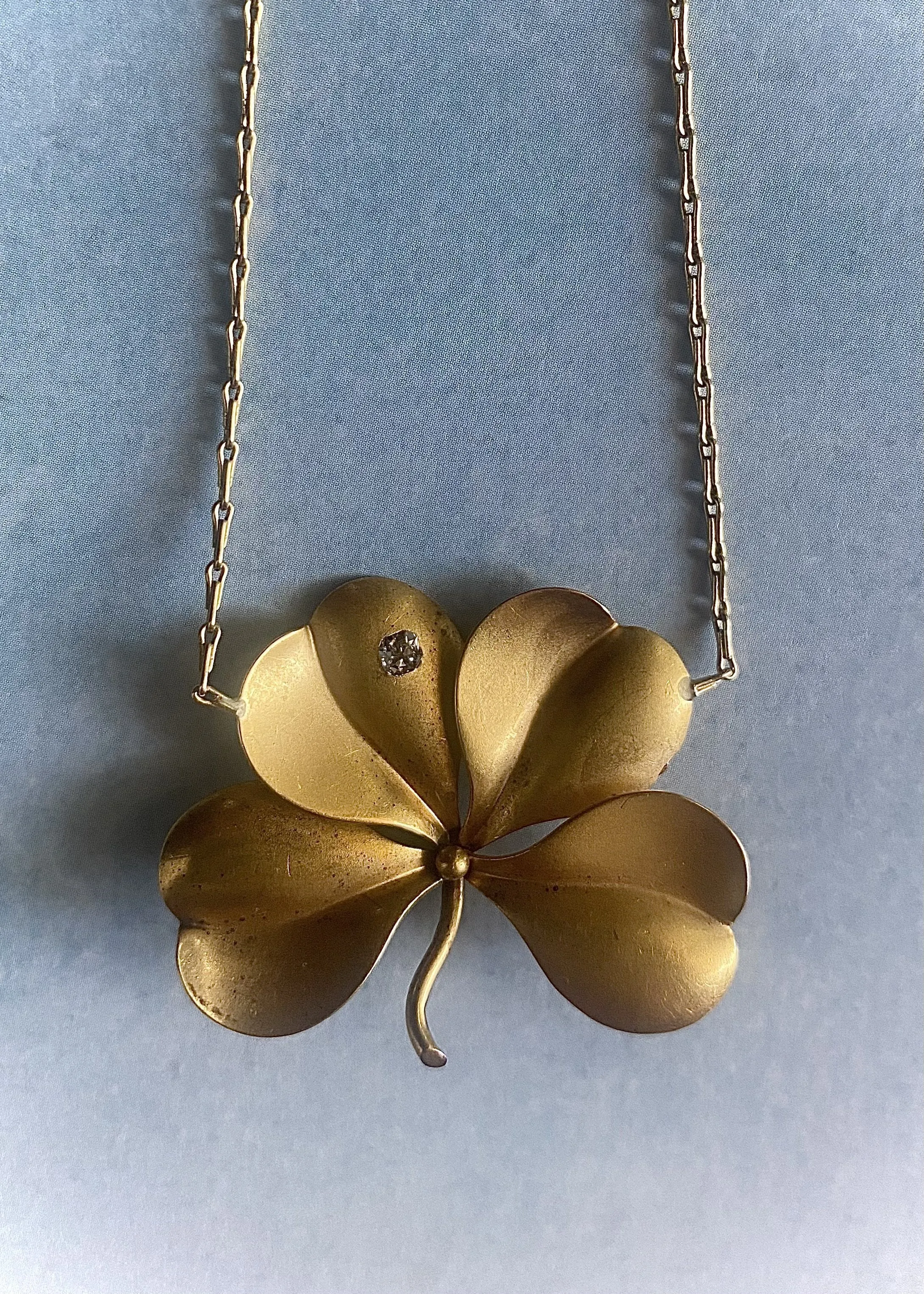 18k Vintage Four Leaf Clover Necklace with Diamond