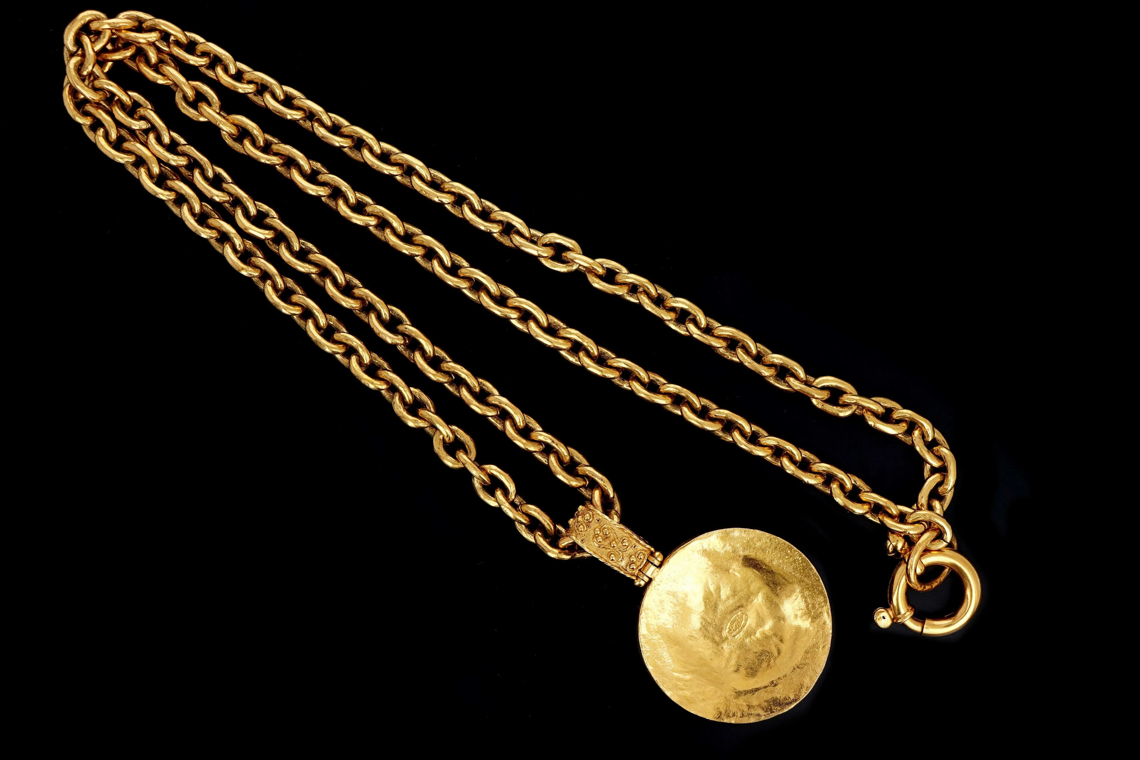 1990's Vintage Chanel Gold Plated Necklace