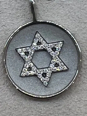 4DISC18SDY/W 18KT WG Disc/w Diamond Star of David
