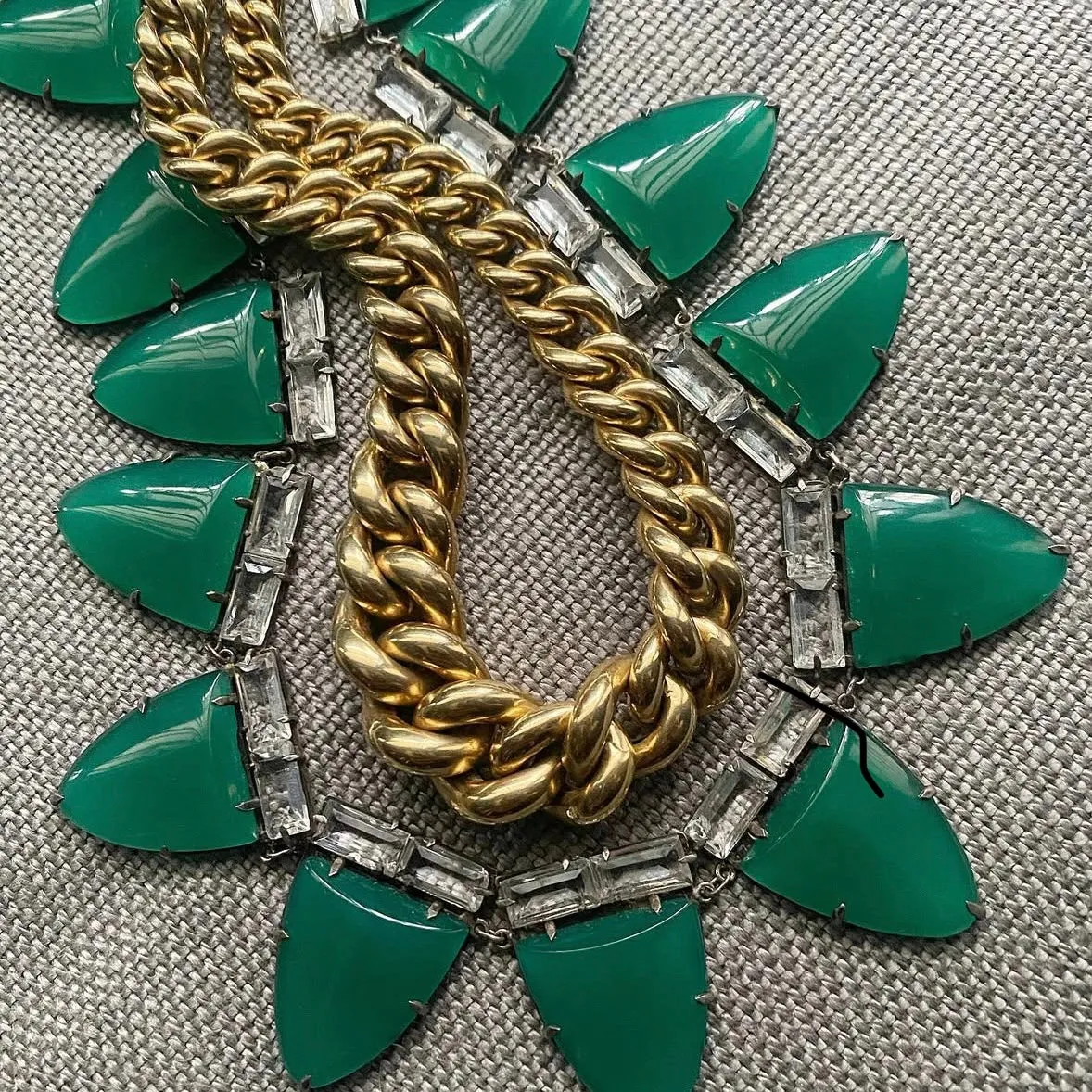 Antique Art Deco White Gold Chrysoprase and Rock Crystal Collar Necklace