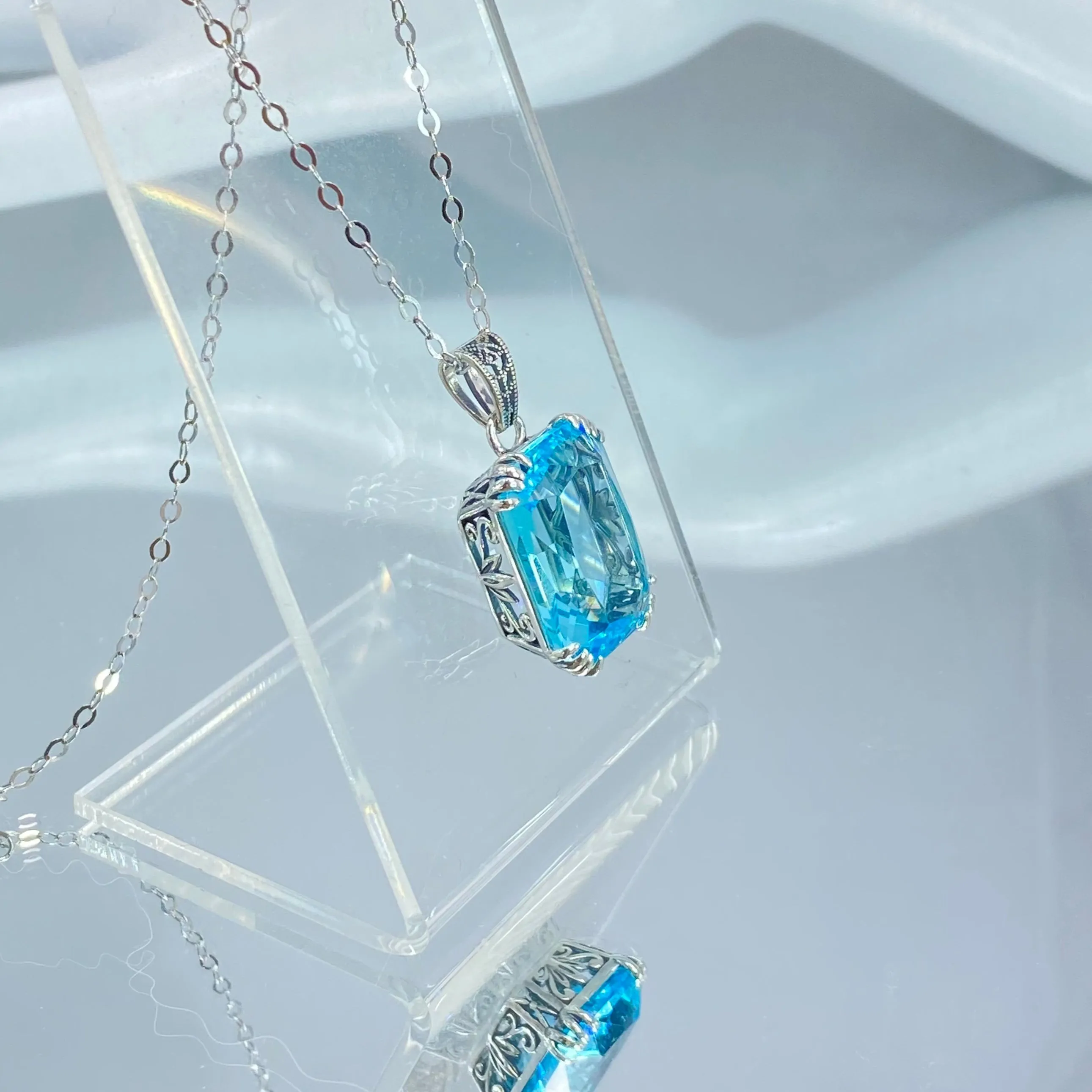 Aquamarine Necklace, 1930s Art Nouveu Jewelry #P109