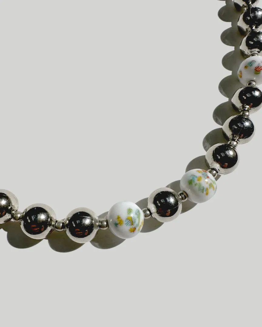 Armas Necklace