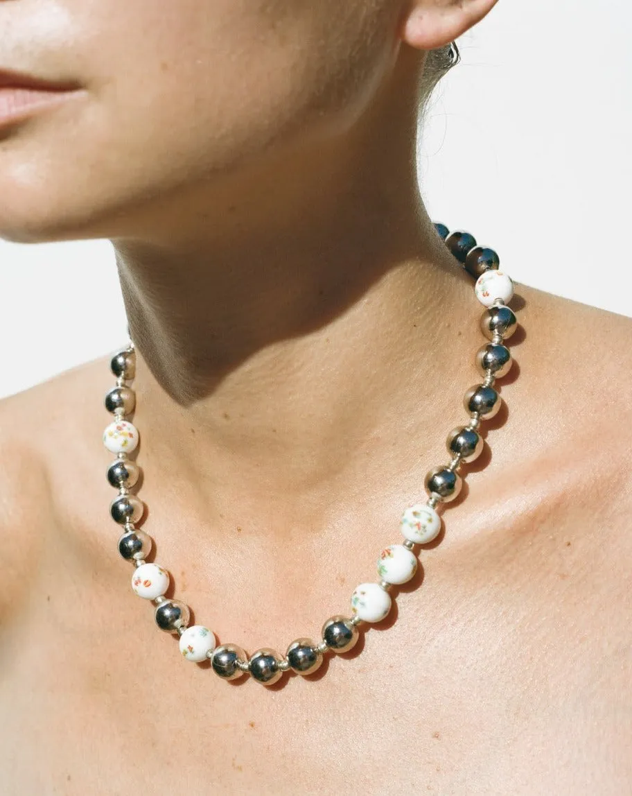 Armas Necklace