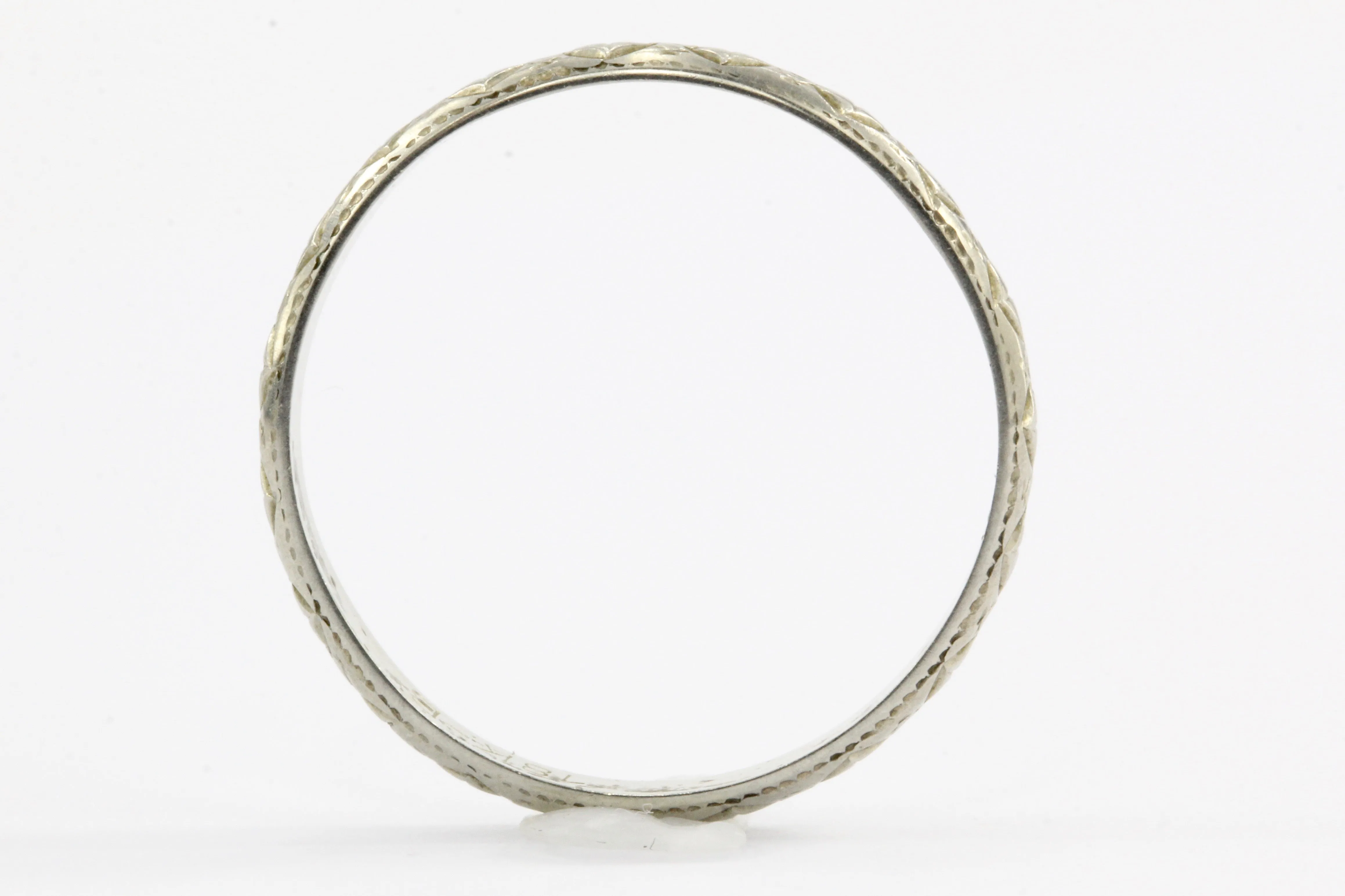 Art Deco 18K White Gold Wedding Band size 7.25 c.1930's