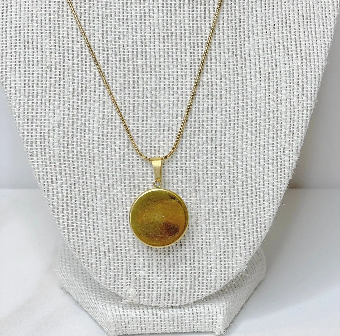 CC Classic Pendant Necklace- PINK