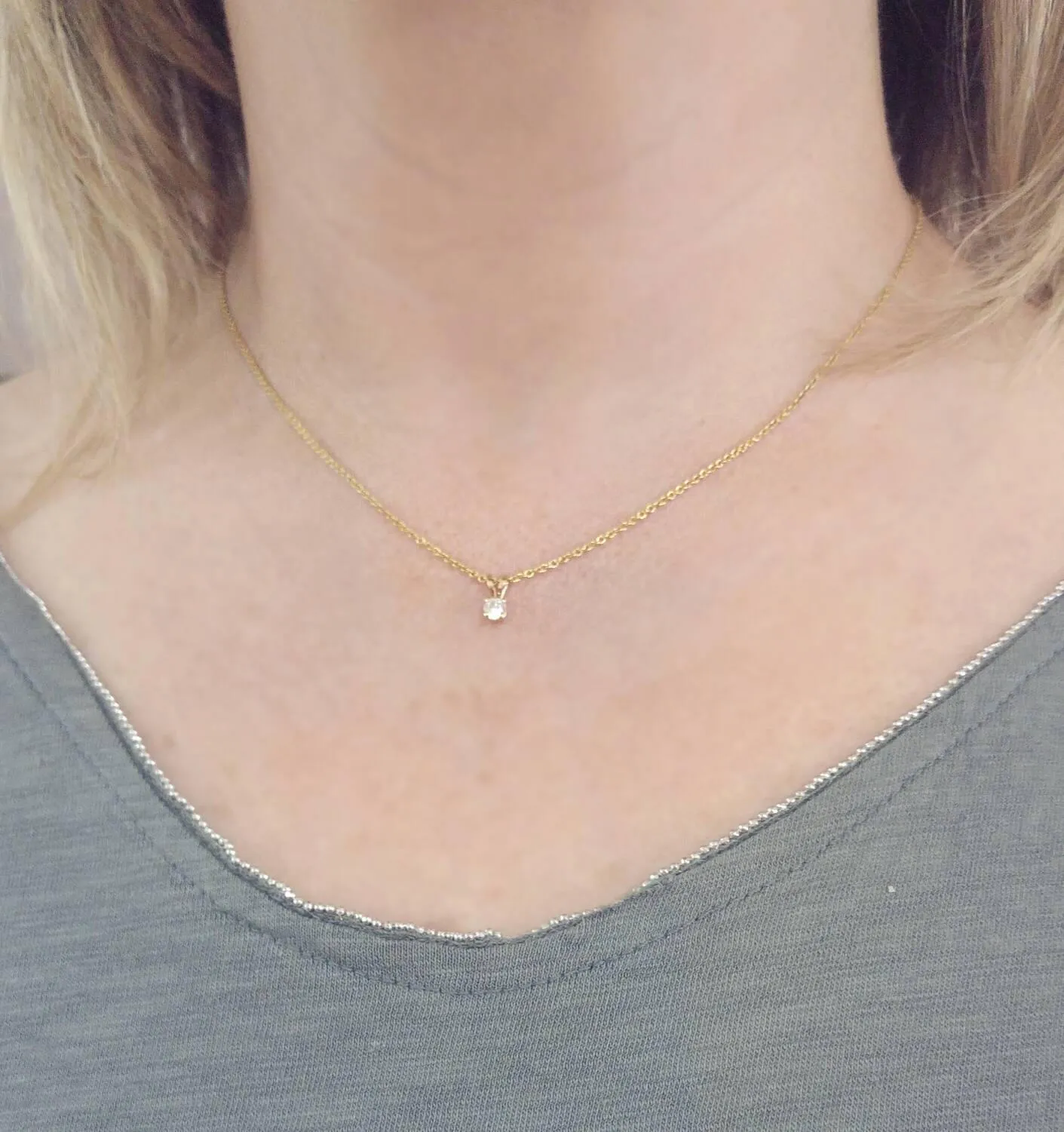 Classic 0.30 carat Diamond Solitaire Necklace