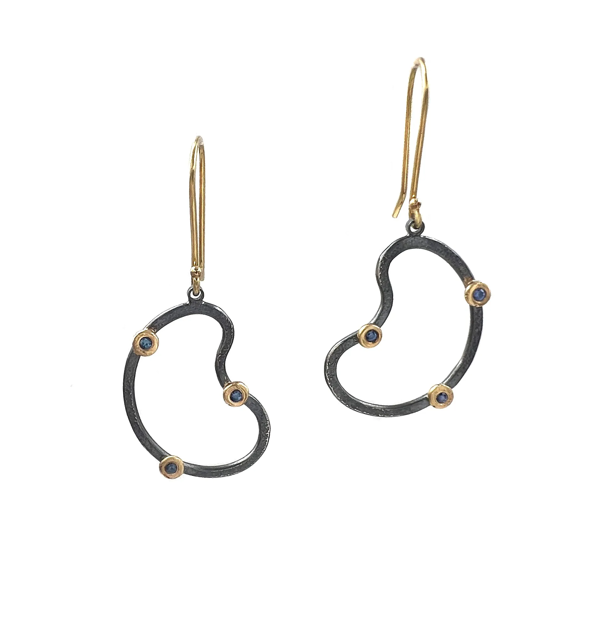 Curve Sapphire Earrings