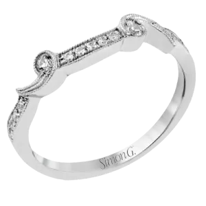 Engagement Ring in 18k Gold with Diamonds