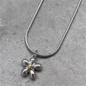 Flower Star Butterfly Pendant Necklaces for Women Vintage Elegant Snake Chains Necklace Y2K Jewelry