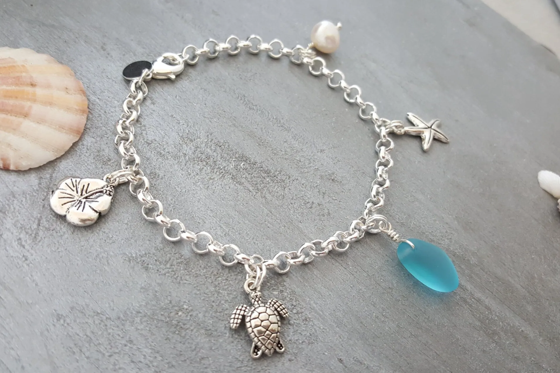 Handmade in Hawaii, Multiple charms blue sea glass chain bracelet, Natural pearl, Hawaiian jewelry