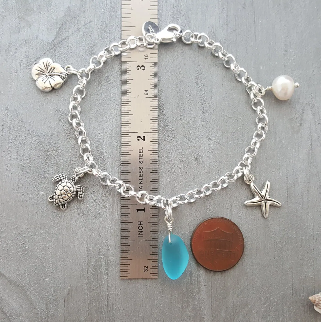 Handmade in Hawaii, Multiple charms blue sea glass chain bracelet, Natural pearl, Hawaiian jewelry