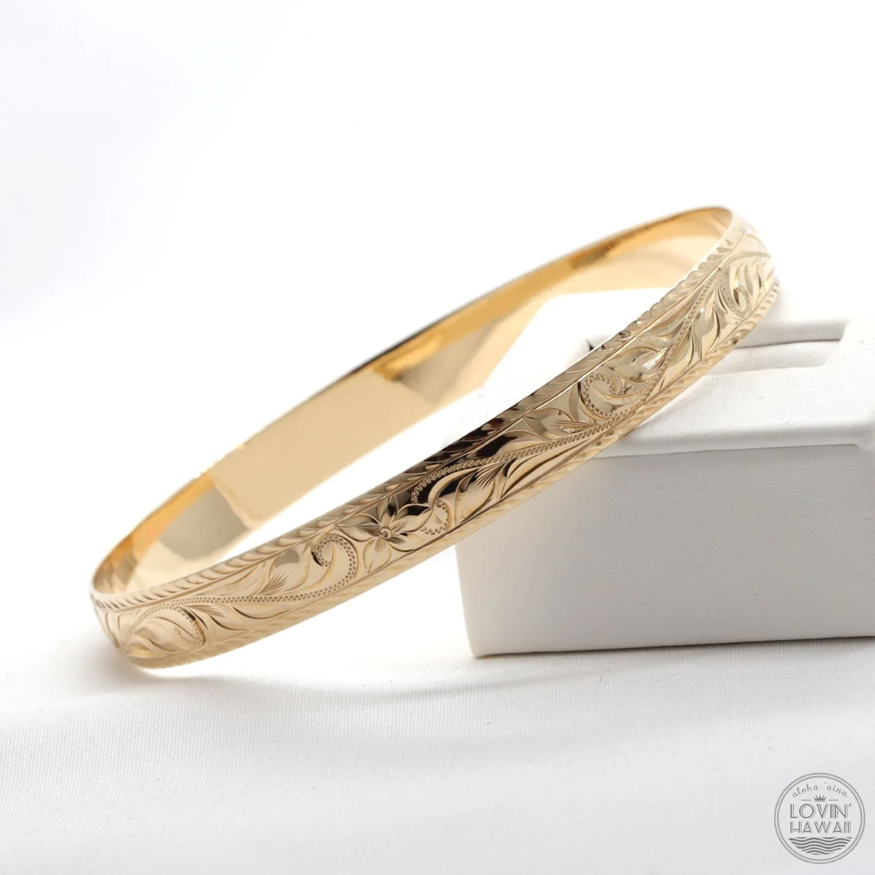 Hawaiian Heirloom Bracelet With Custom Name Engraving (8mm width, Dome Style)