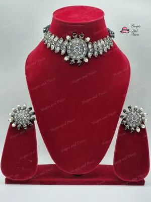 Jaya Necklace