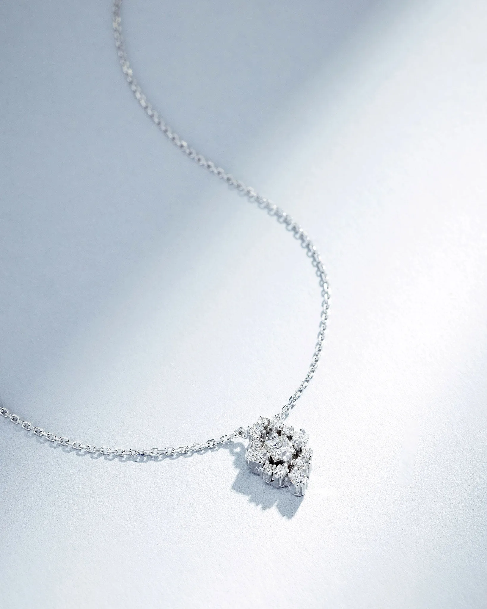 La Fantaisie Star Diamond Pendant