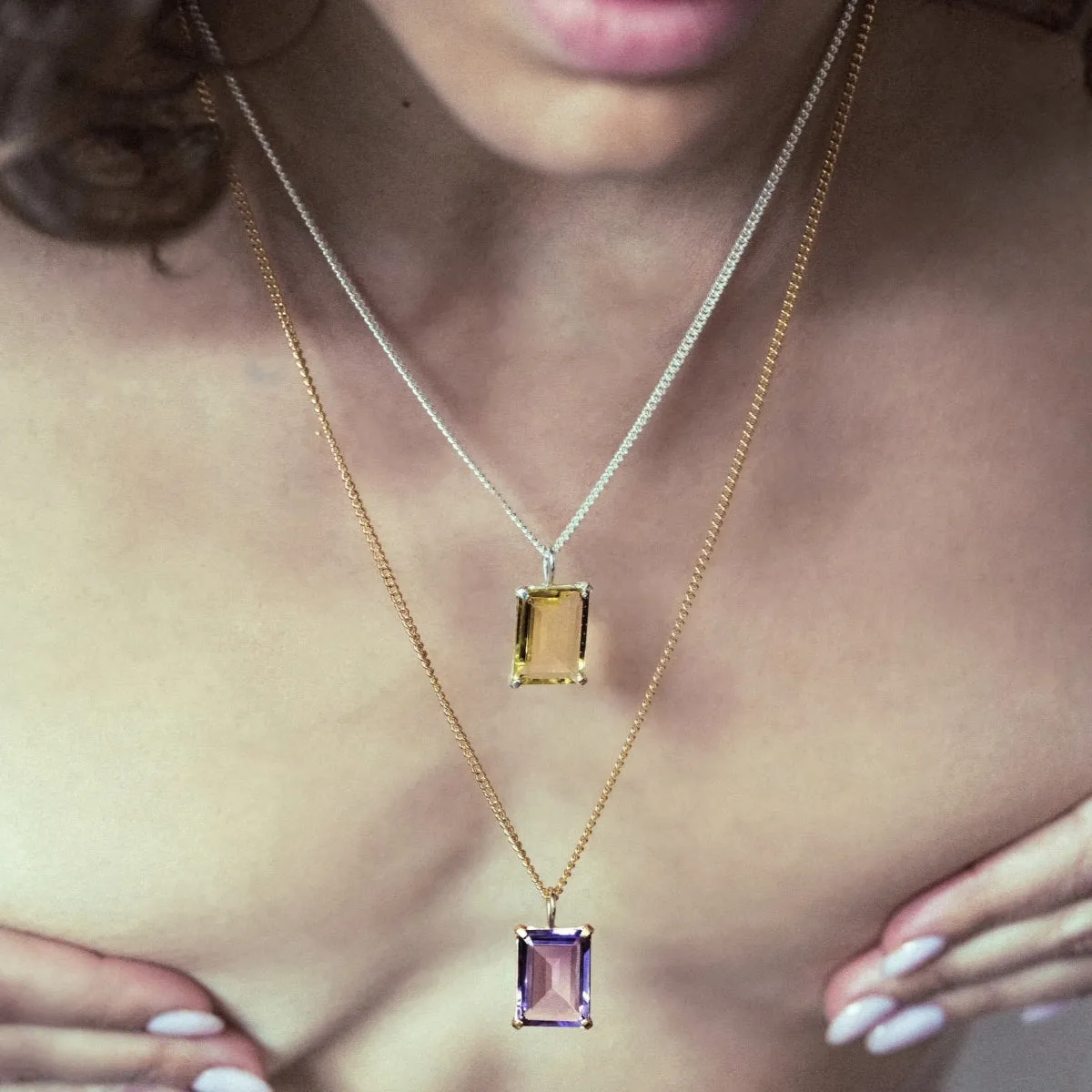 Lucent Necklace
