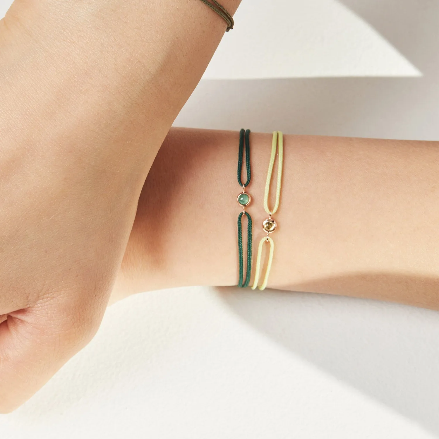 [May Birthstone] Debon D.D Gold Bracelet JDRBRWS035G