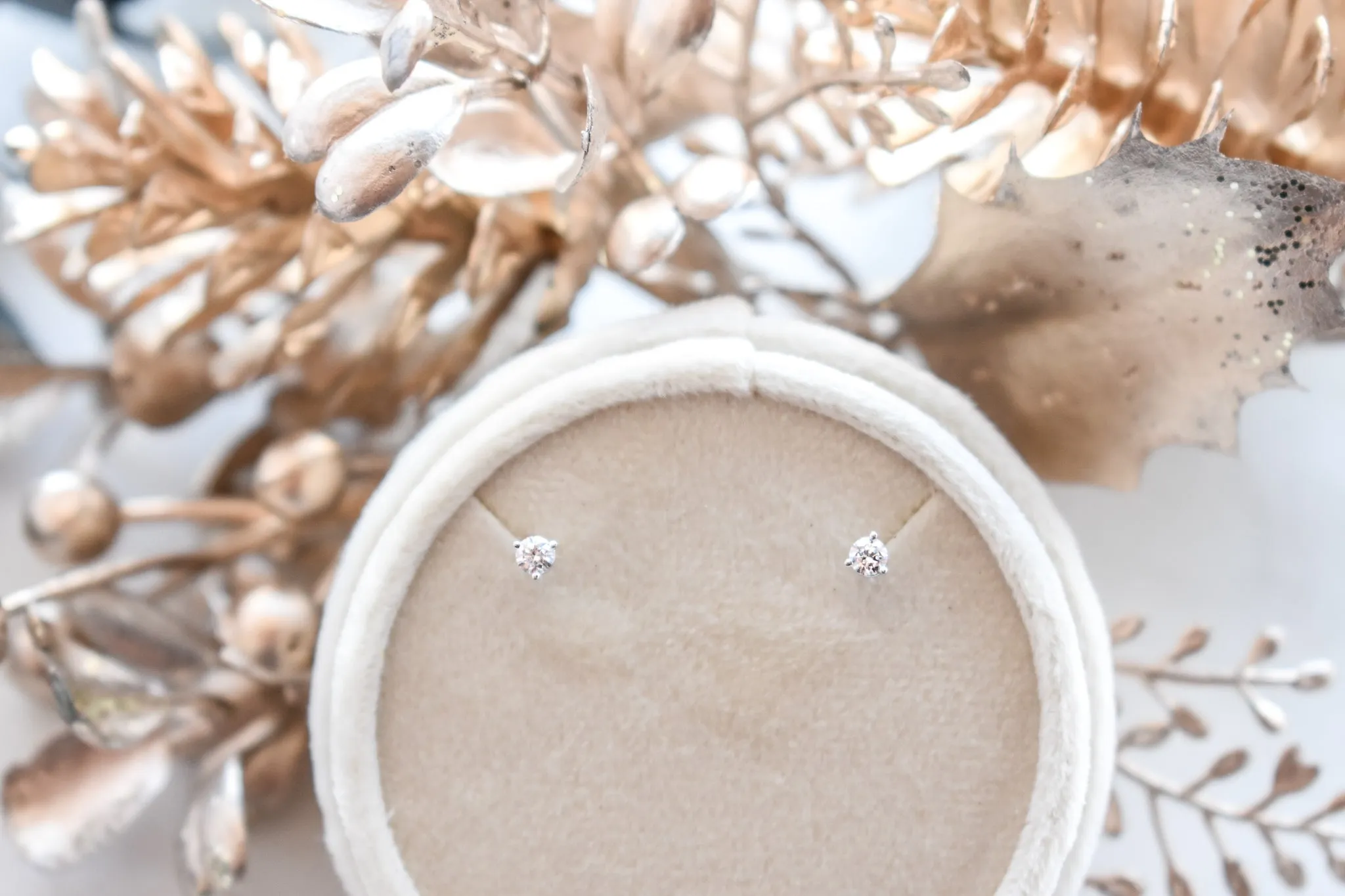 mined DIAMOND EARRINGS 0.20tcw
