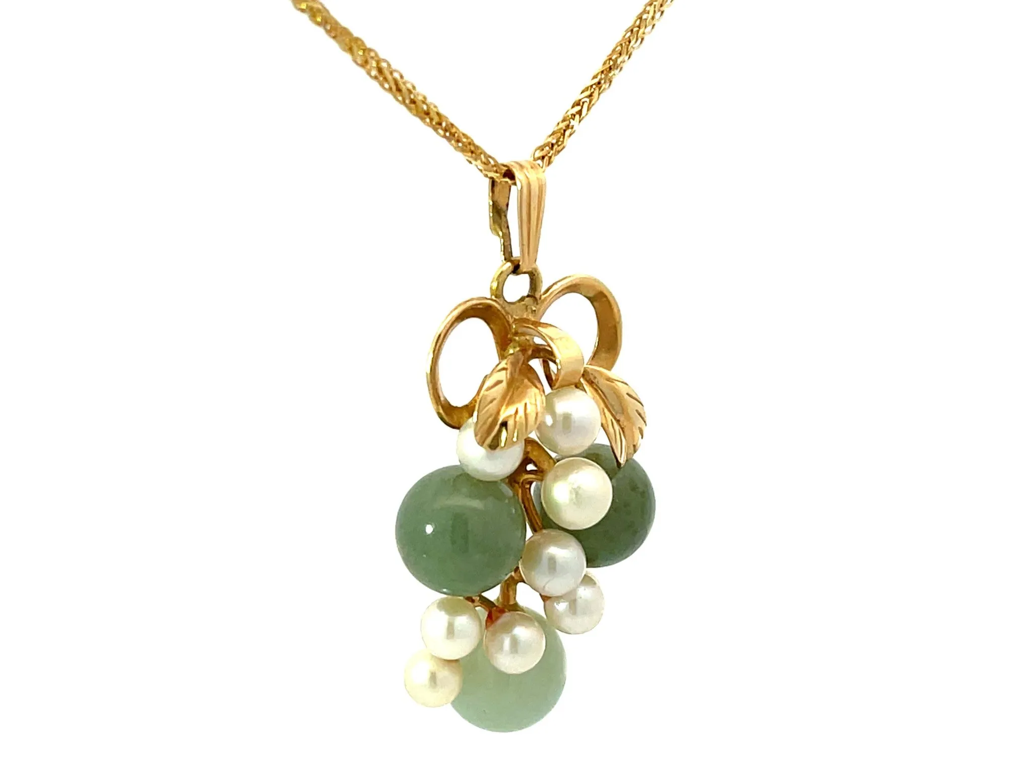 Mings Hawaii Round Jade Pearl Leaf Necklace 14k Yellow Gold