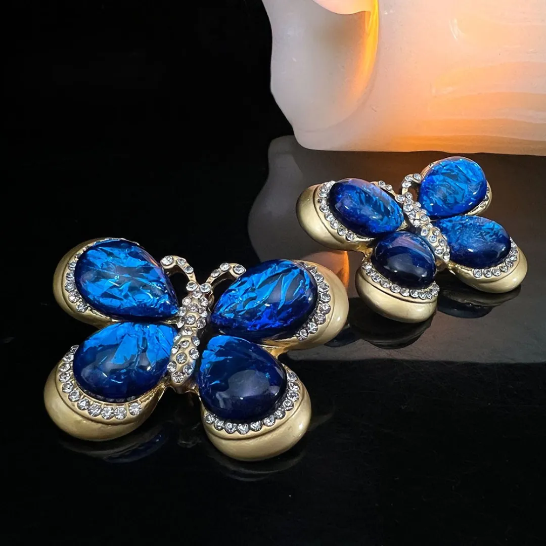 Mystic Blue Flutter