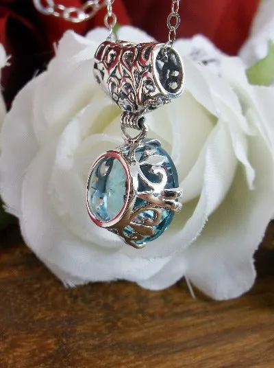 P7, Fleur de Lis Round Gem Pendant, Vintage Art Deco Necklace, Design#P7