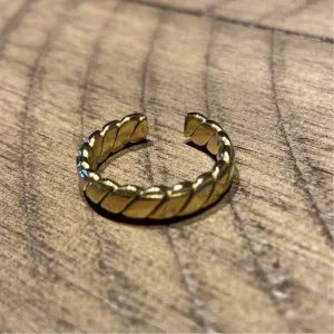 Petra Rope Ring