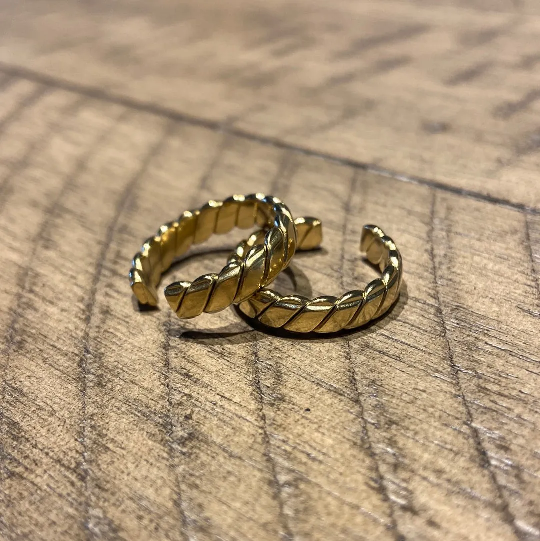 Petra Rope Ring
