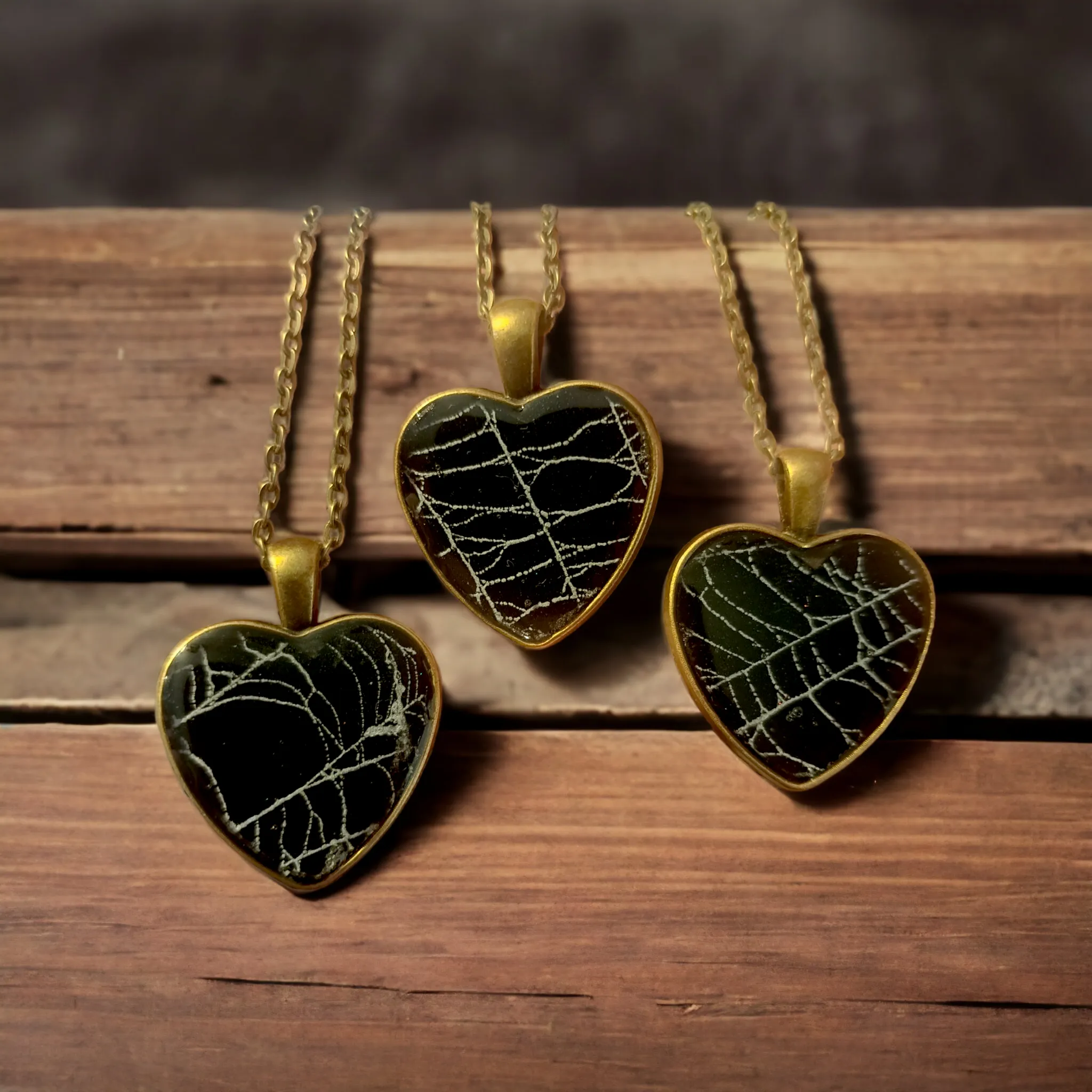 Real Spider Web Heart (Pendants)