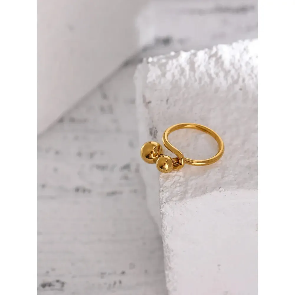 Round Statement Ring