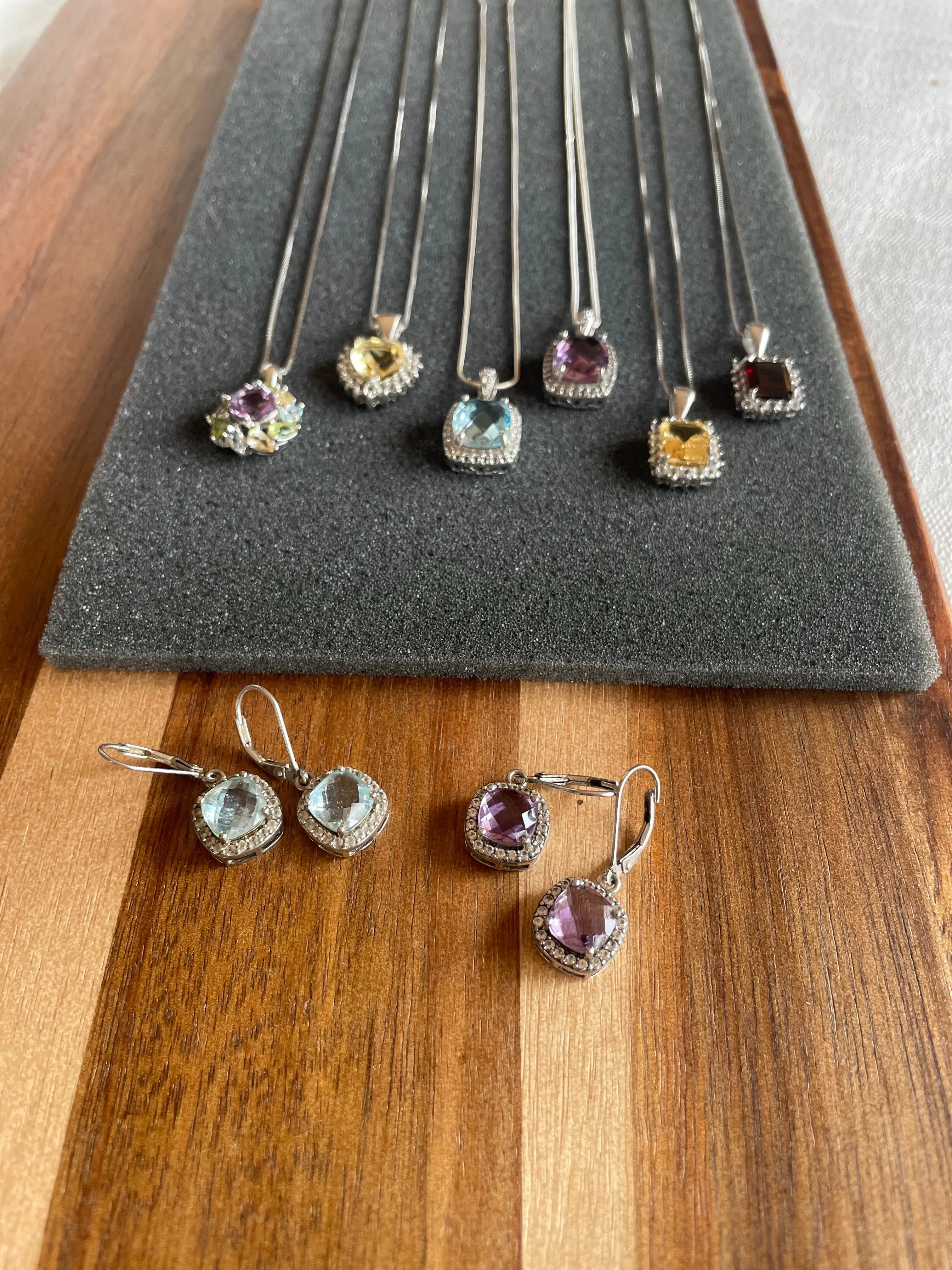 SALE NECKLACES