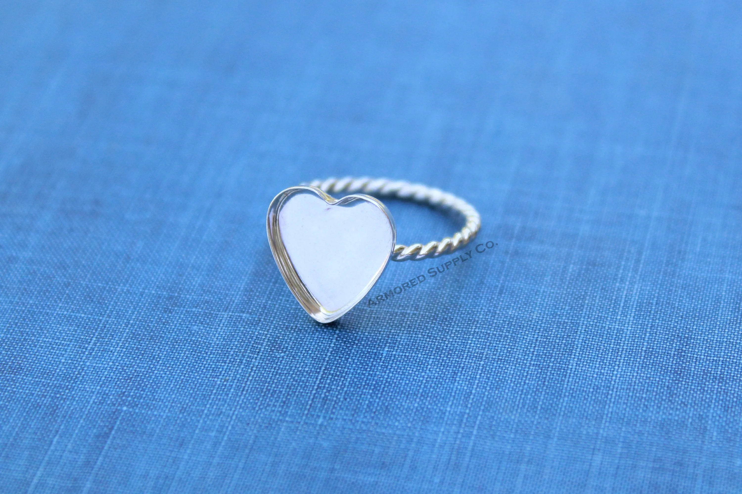 Silver 8mm 10mm 12mm Plain Heart Bezel Cup Rope Ring blank