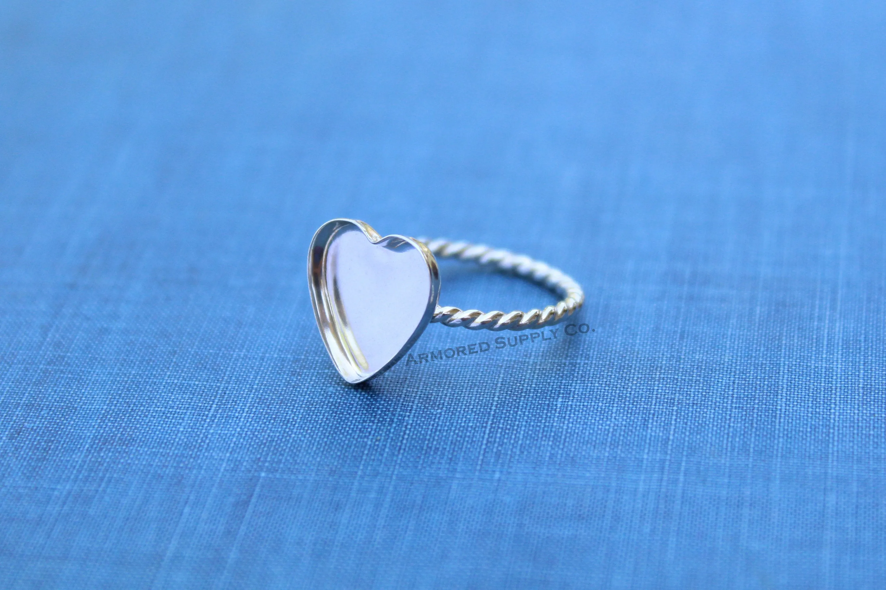 Silver 8mm 10mm 12mm Plain Heart Bezel Cup Rope Ring blank