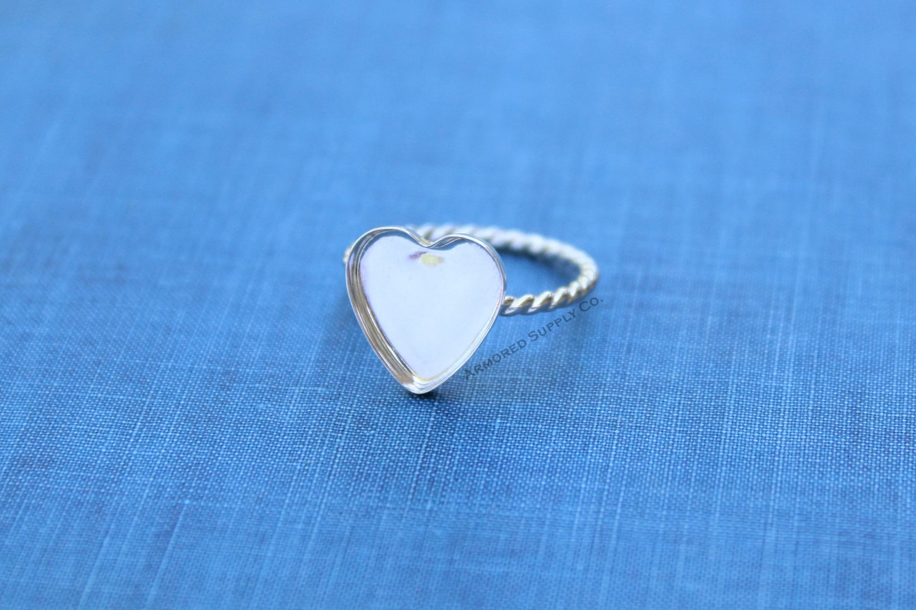 Silver 8mm 10mm 12mm Plain Heart Bezel Cup Rope Ring blank