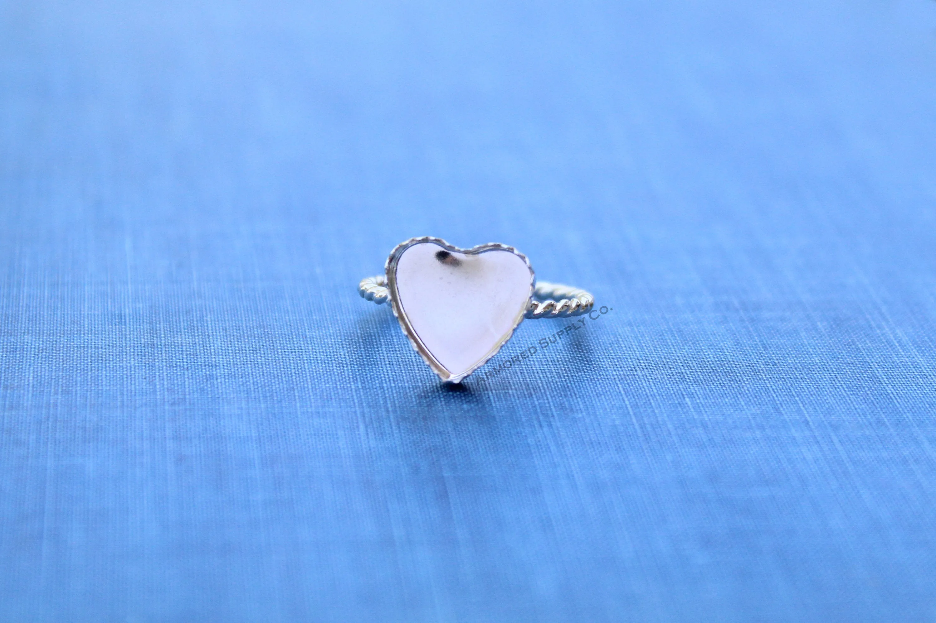 Silver 8mm Serrated Heart Bezel Cup Rope Ring blank