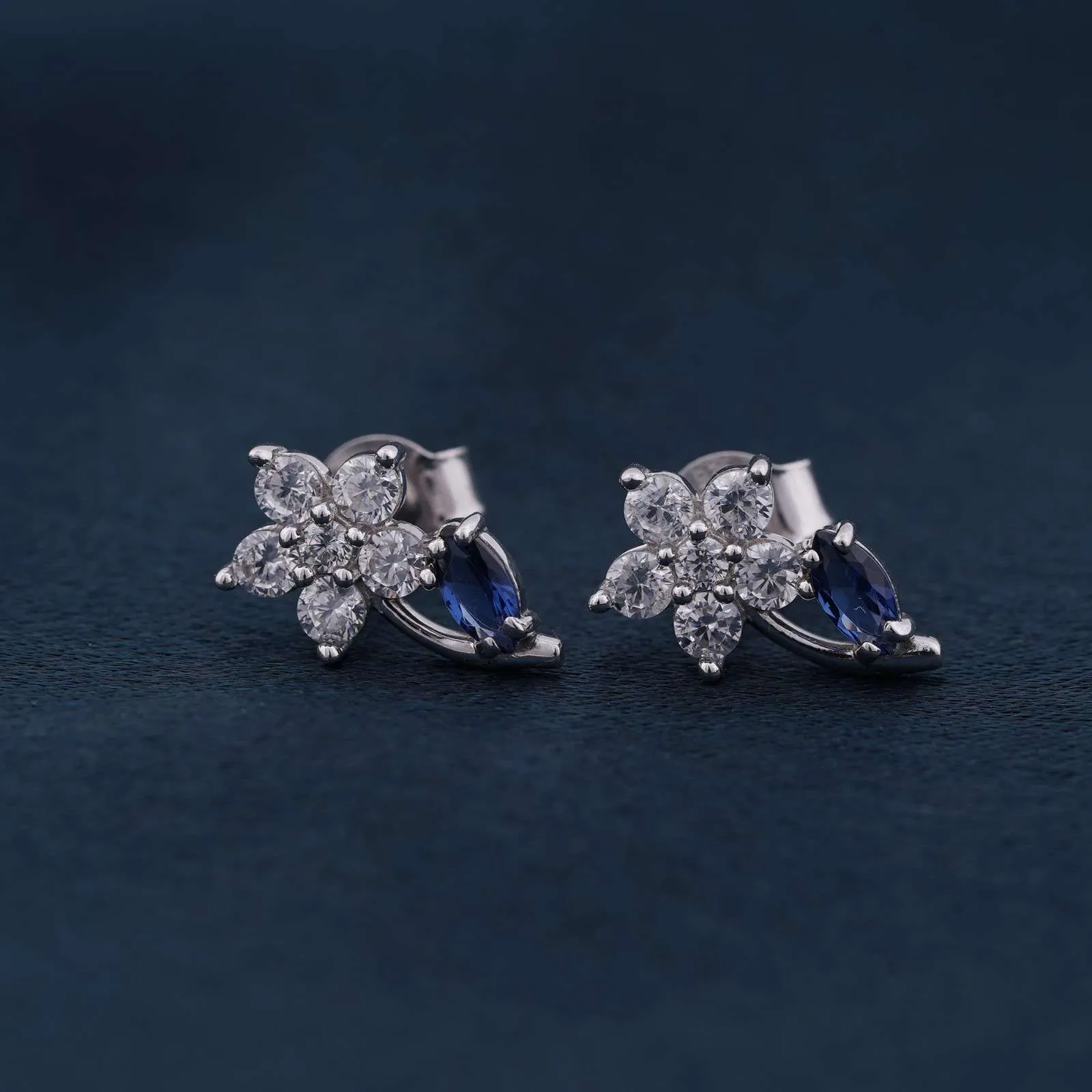 Silver Sapphire Blue Star Earrings