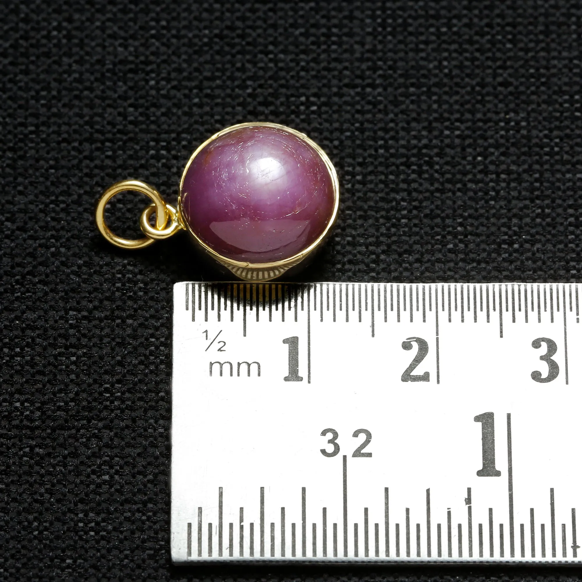 STAR RUBY 12.8 CT
