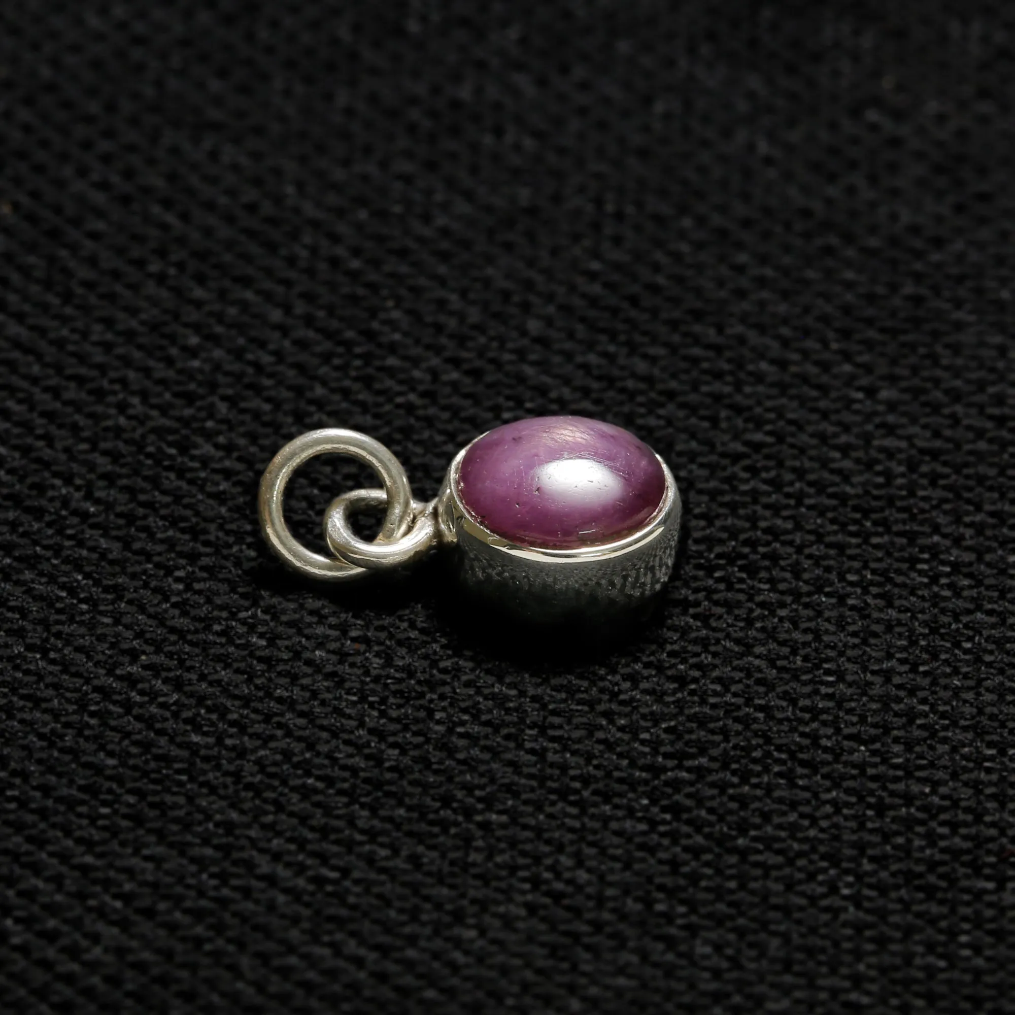 STAR RUBY 3.7 Ct