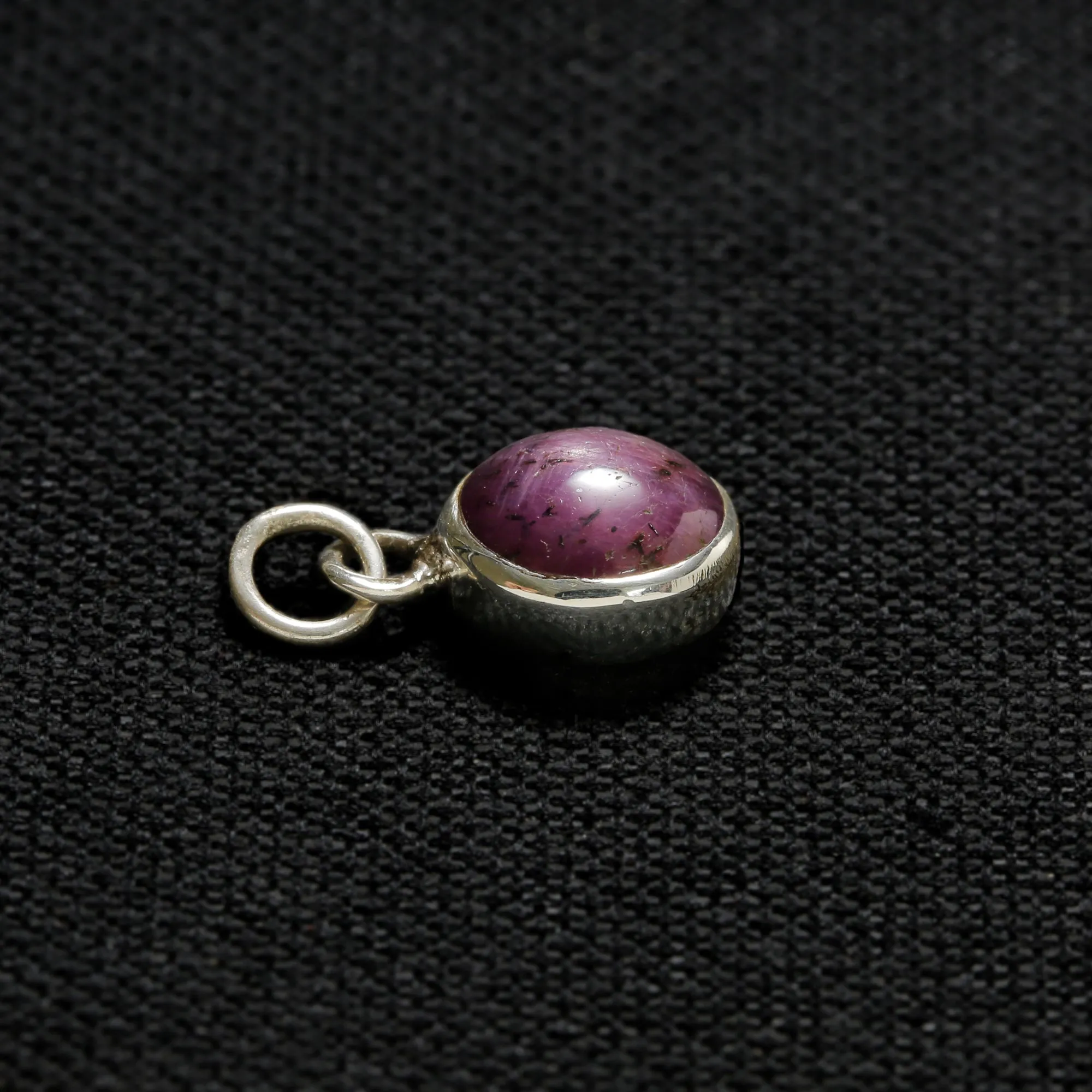 STAR RUBY 5 Ct