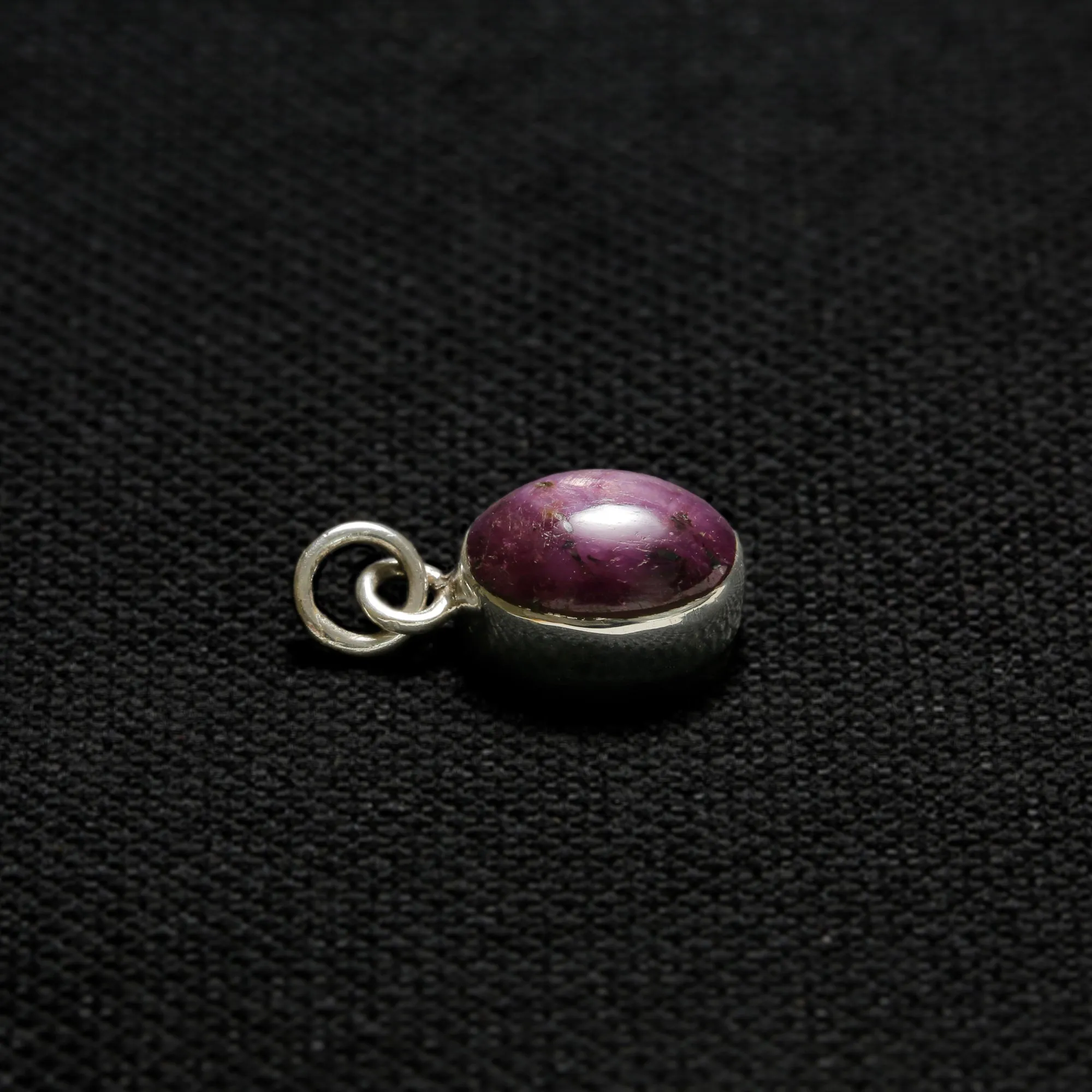 STAR RUBY 5 Ct