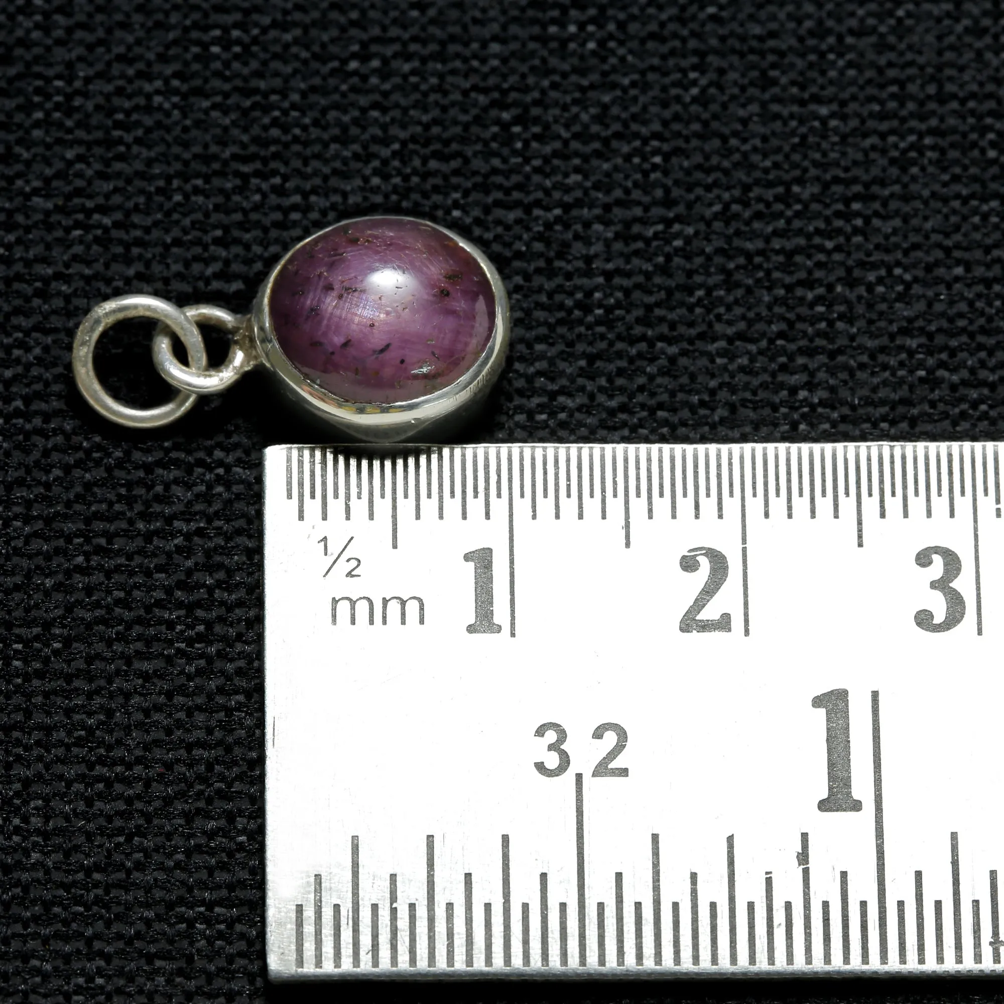 STAR RUBY 5 Ct