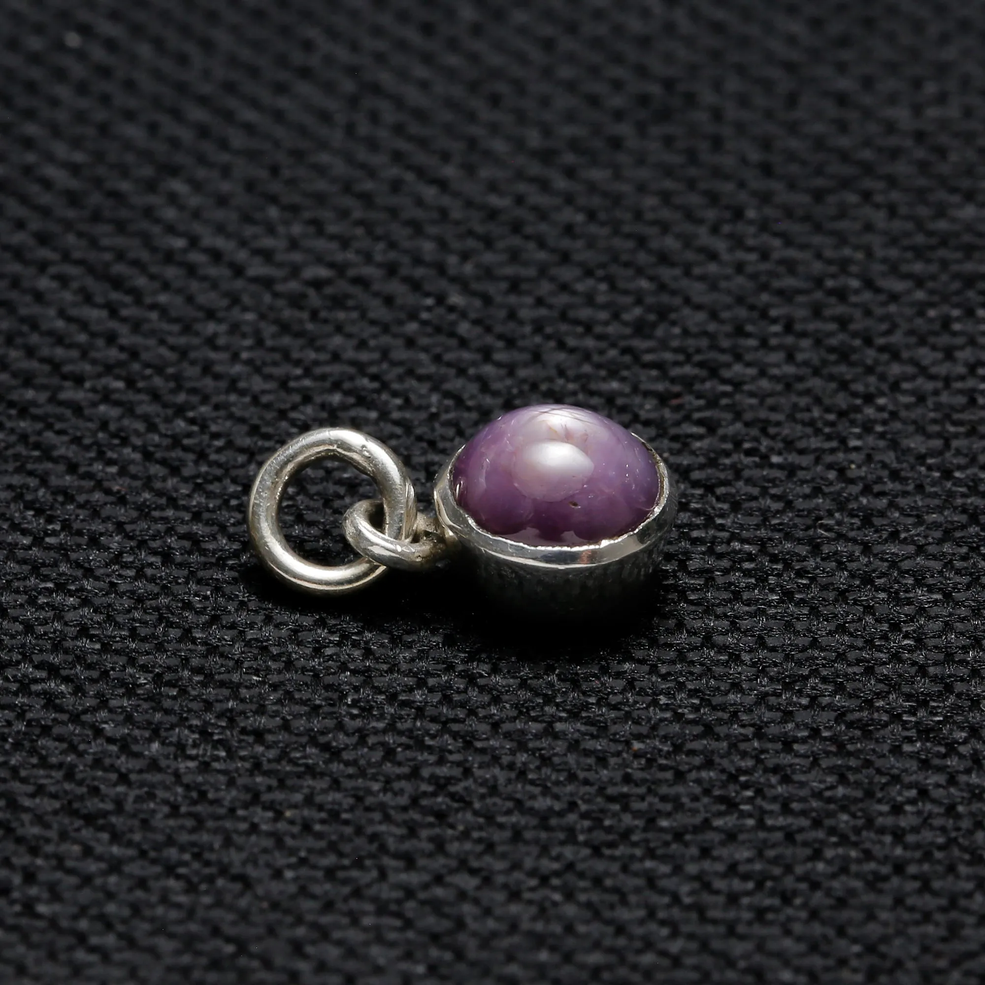 STAR SAPPHIRE 2.4 CT