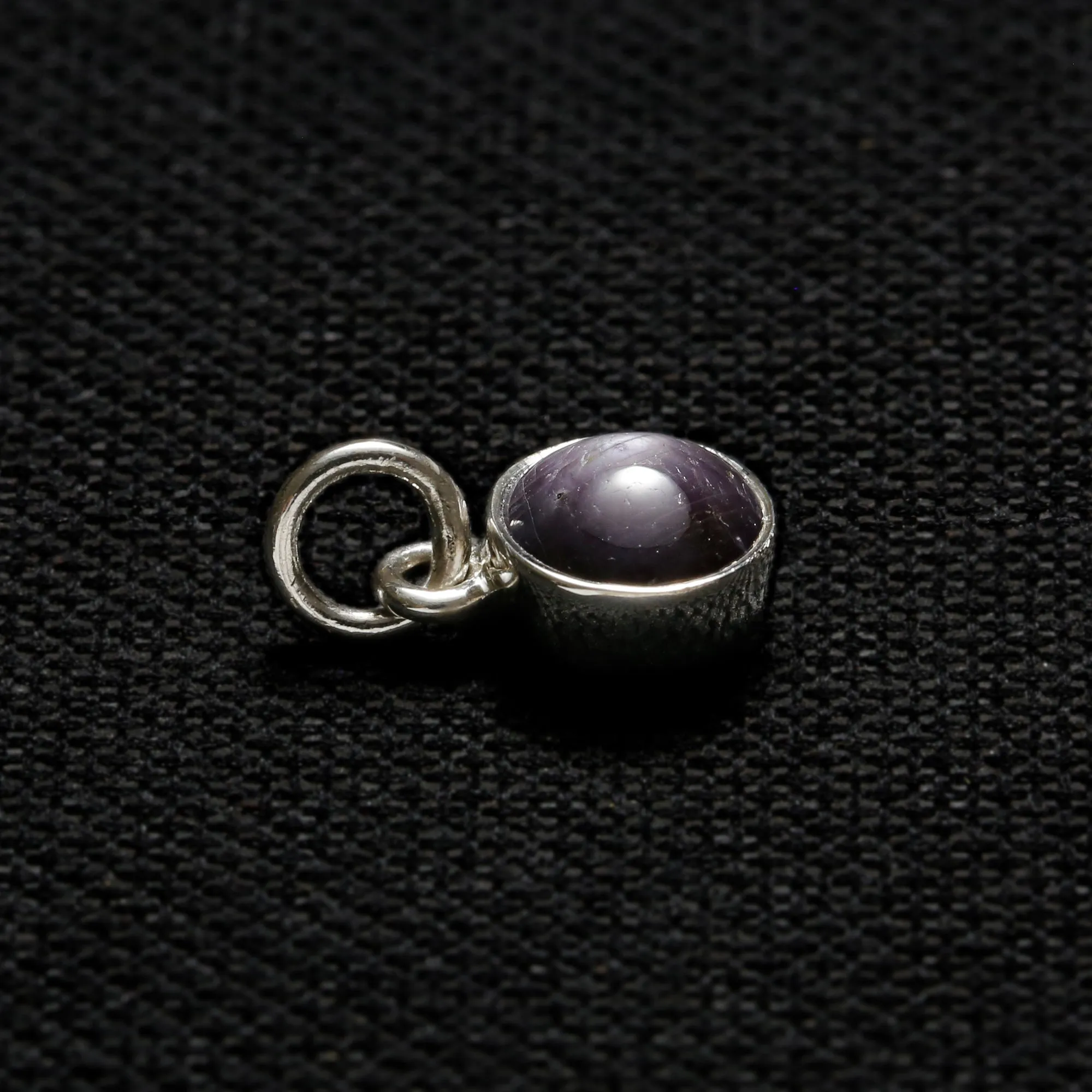 STAR SAPPHIRE 3.9 CT