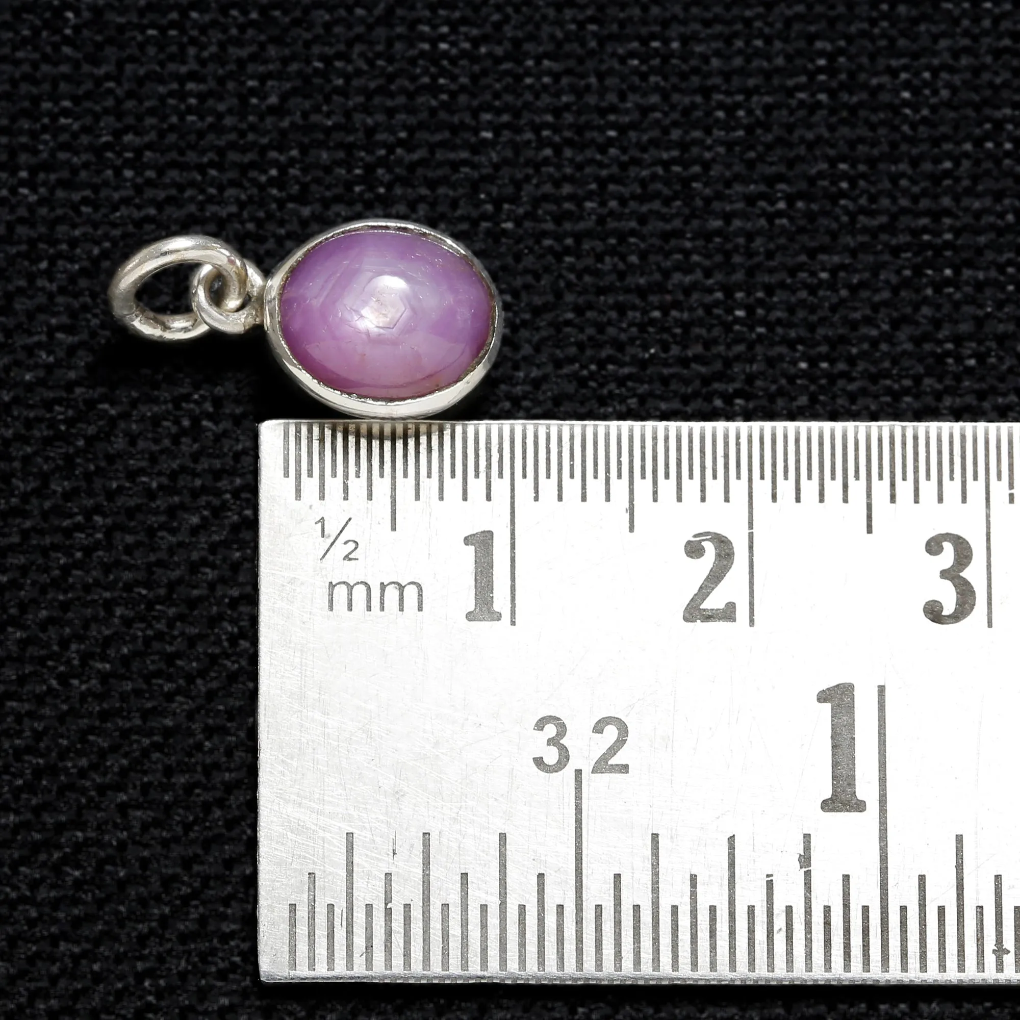 STAR SAPPHIRE 4.4 CT