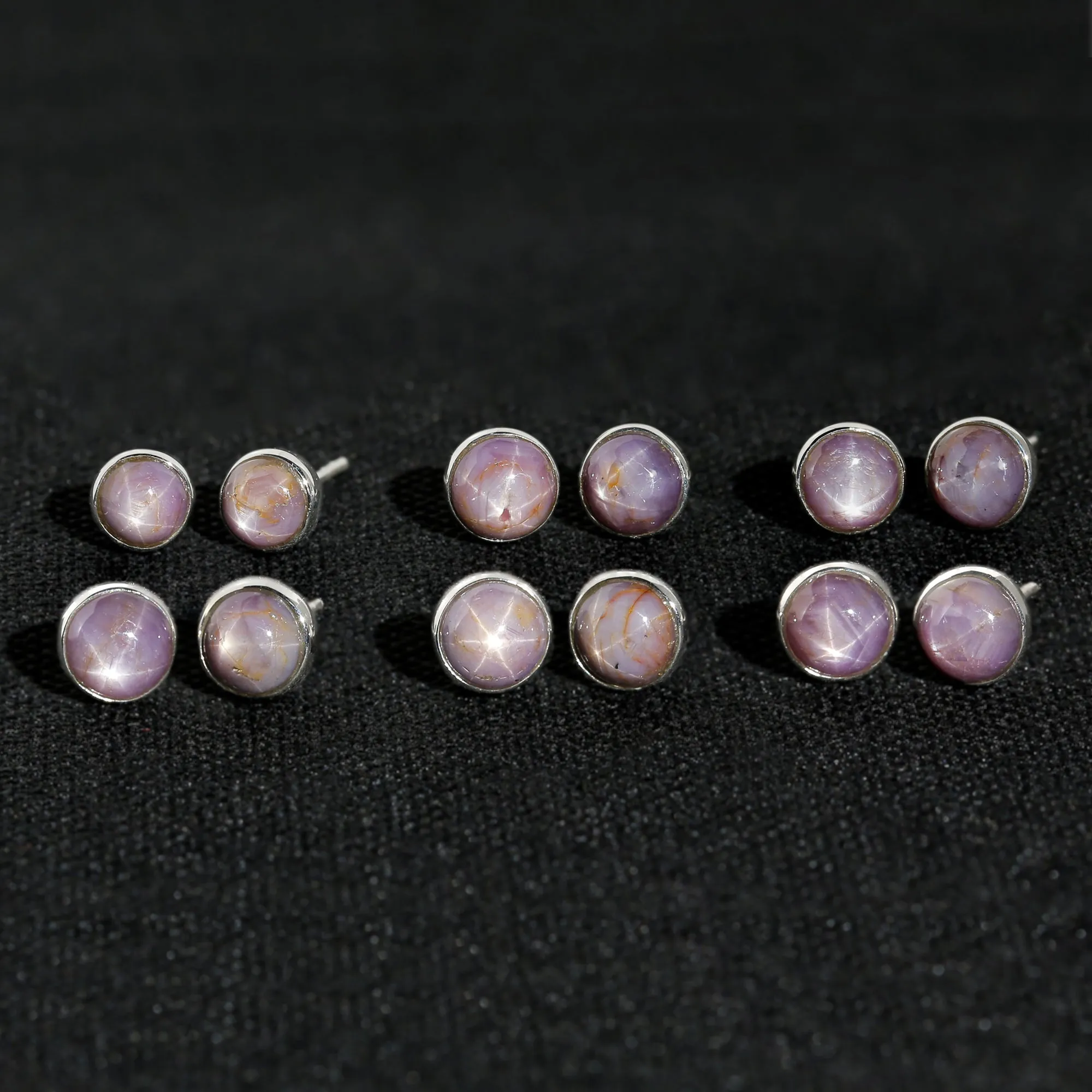 STAR SAPPHIRE STUDS 5.1 CT