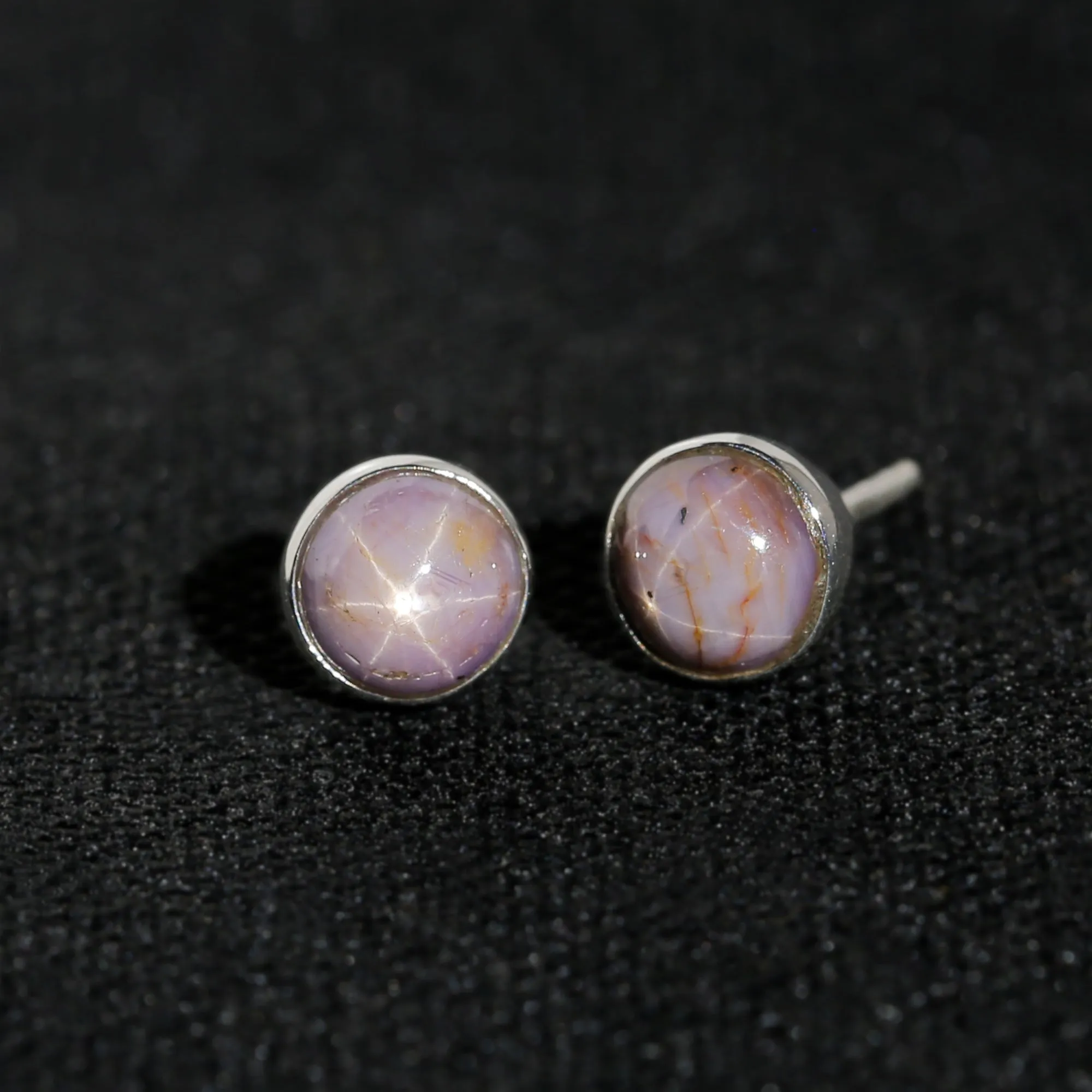 STAR SAPPHIRE STUDS 5.1 CT