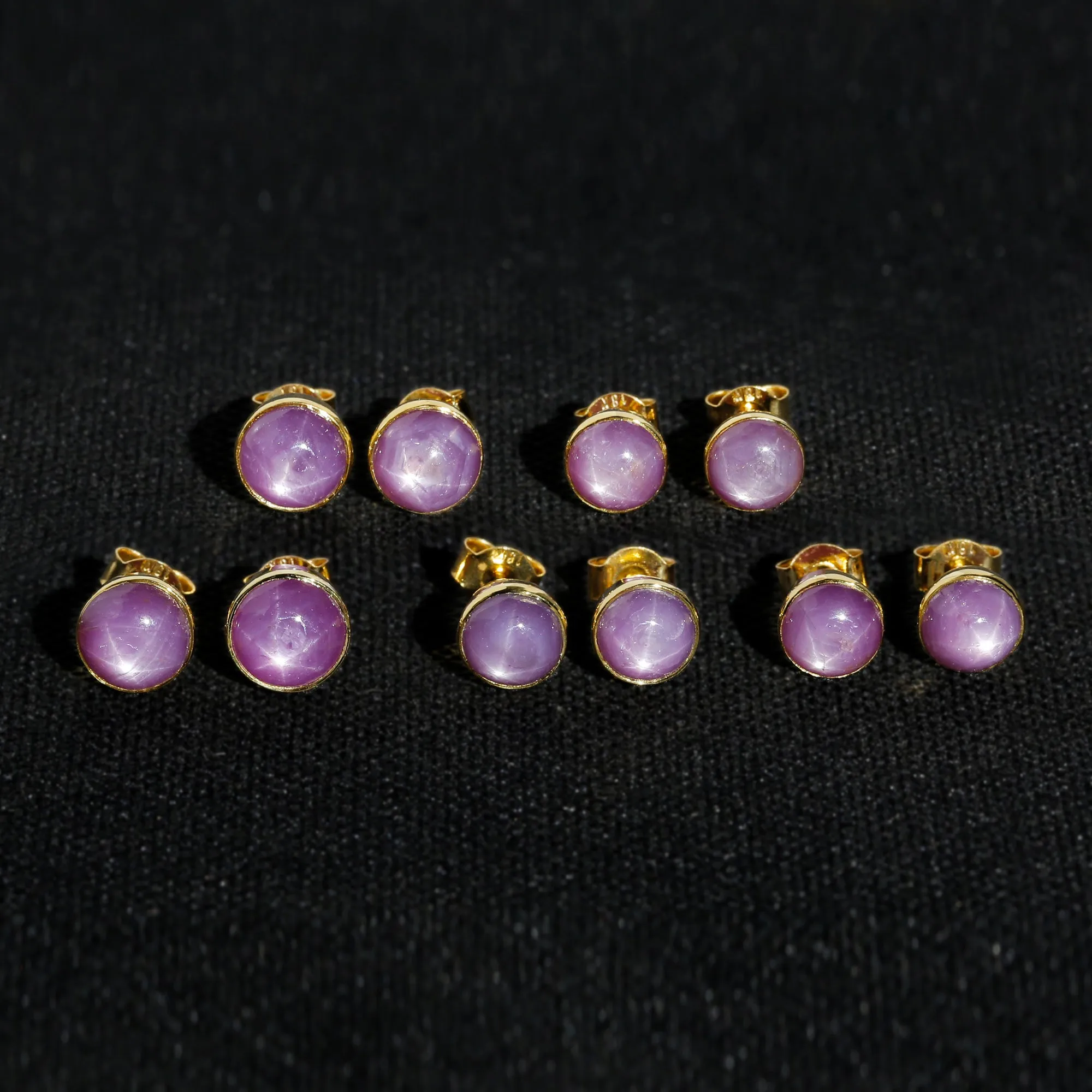 STAR SAPPHIRE STUDS 6CT