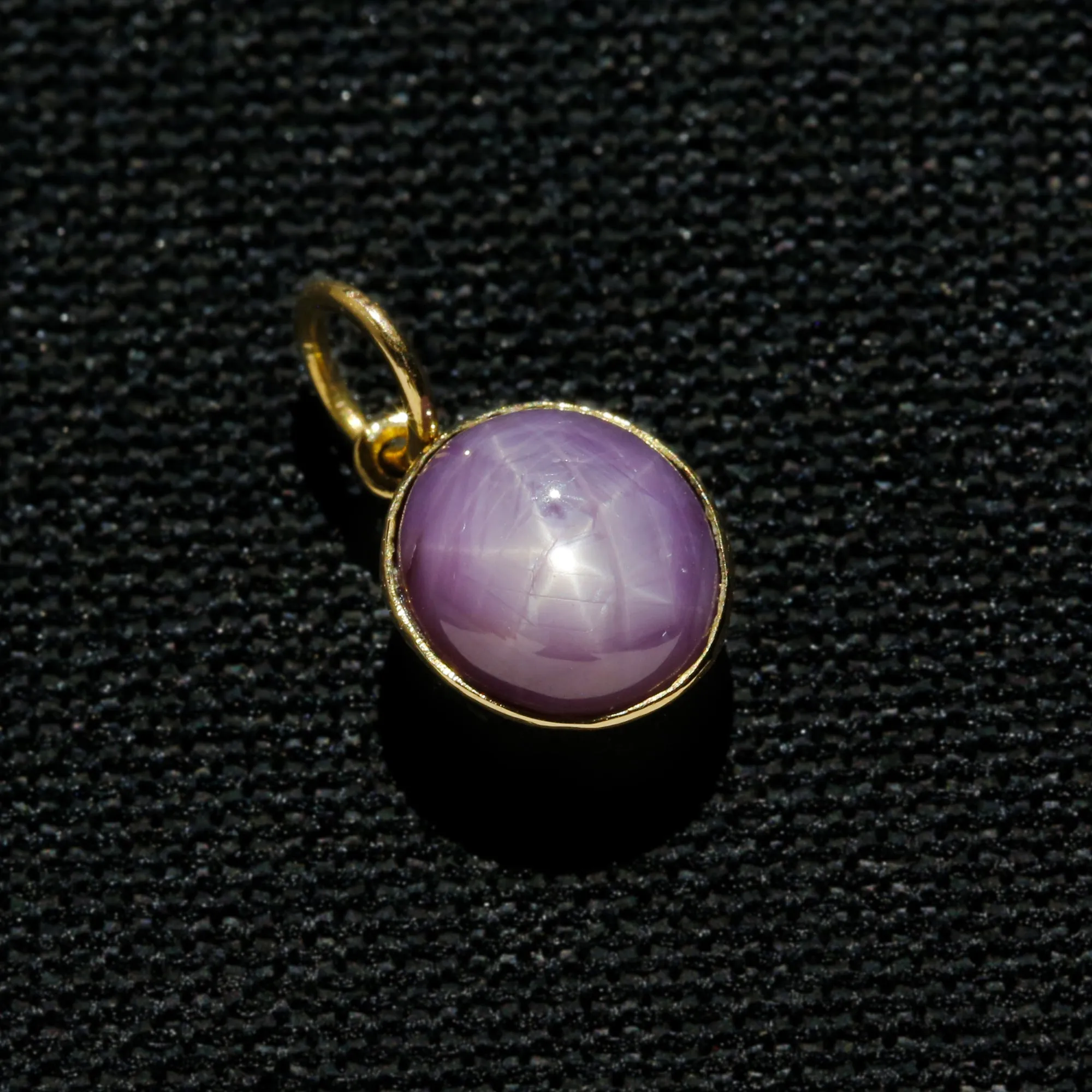 STAR SAPPHRE 4.5-6 Ct